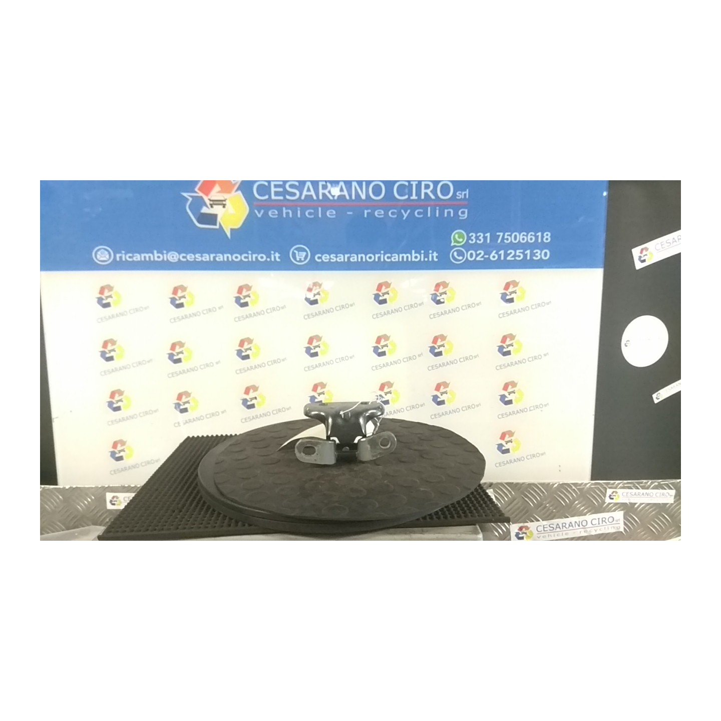 CERNIERA SUP. PORTA POST. DX. 090 HYUNDAI TUCSON (12/20-) D4FE 79420D8000