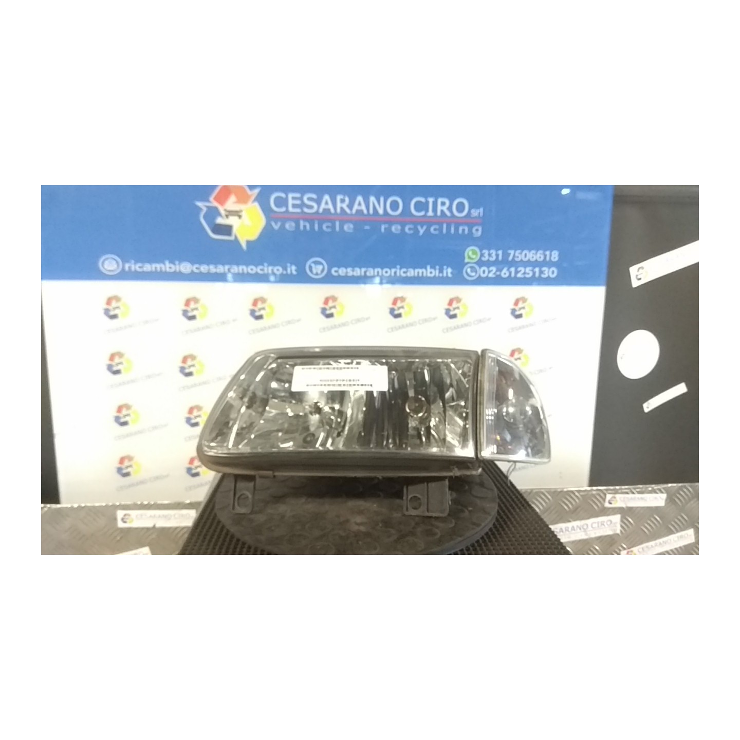 PROIETTORE HELLA SX. 082 VOLKSWAGEN POLO 3A SERIE (11/94-09/01) AUA 6N1941017AA