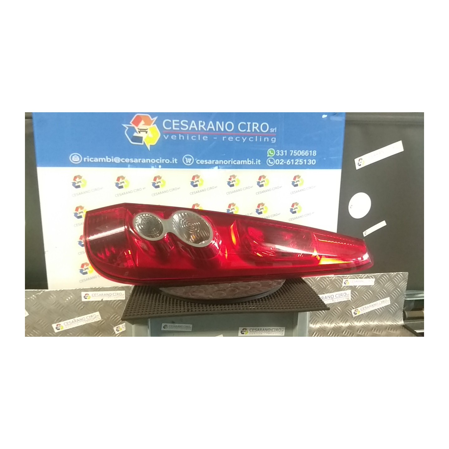 FANALE POST. DX. 088 FORD FIESTA (CBK) (12/05-12/08) FXJA 1437625