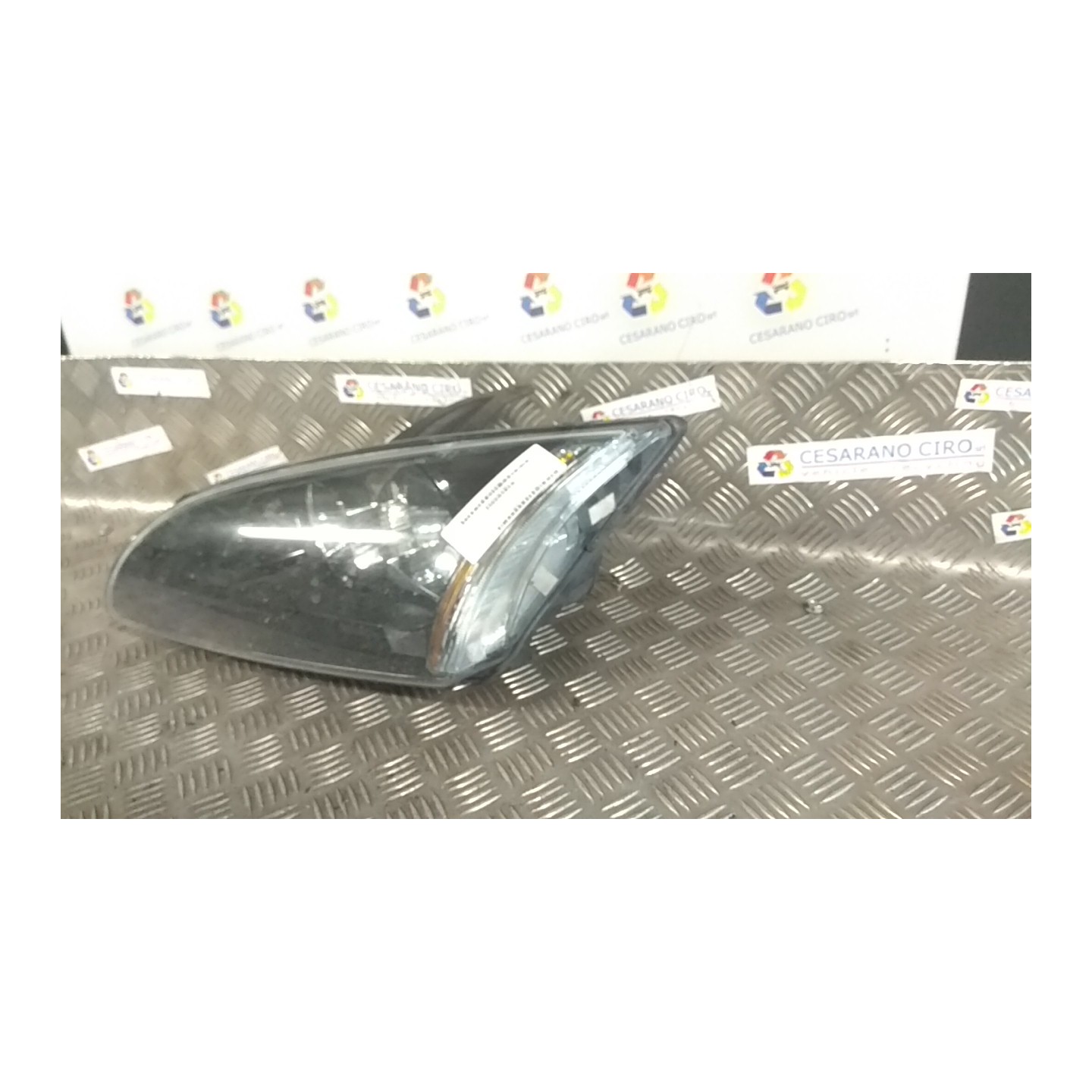 PROIETTORE C/ CORNICE FINITURA NERA SX. 003 FORD FOCUS (CAP) (11/04-06/08) HHDA 1480996