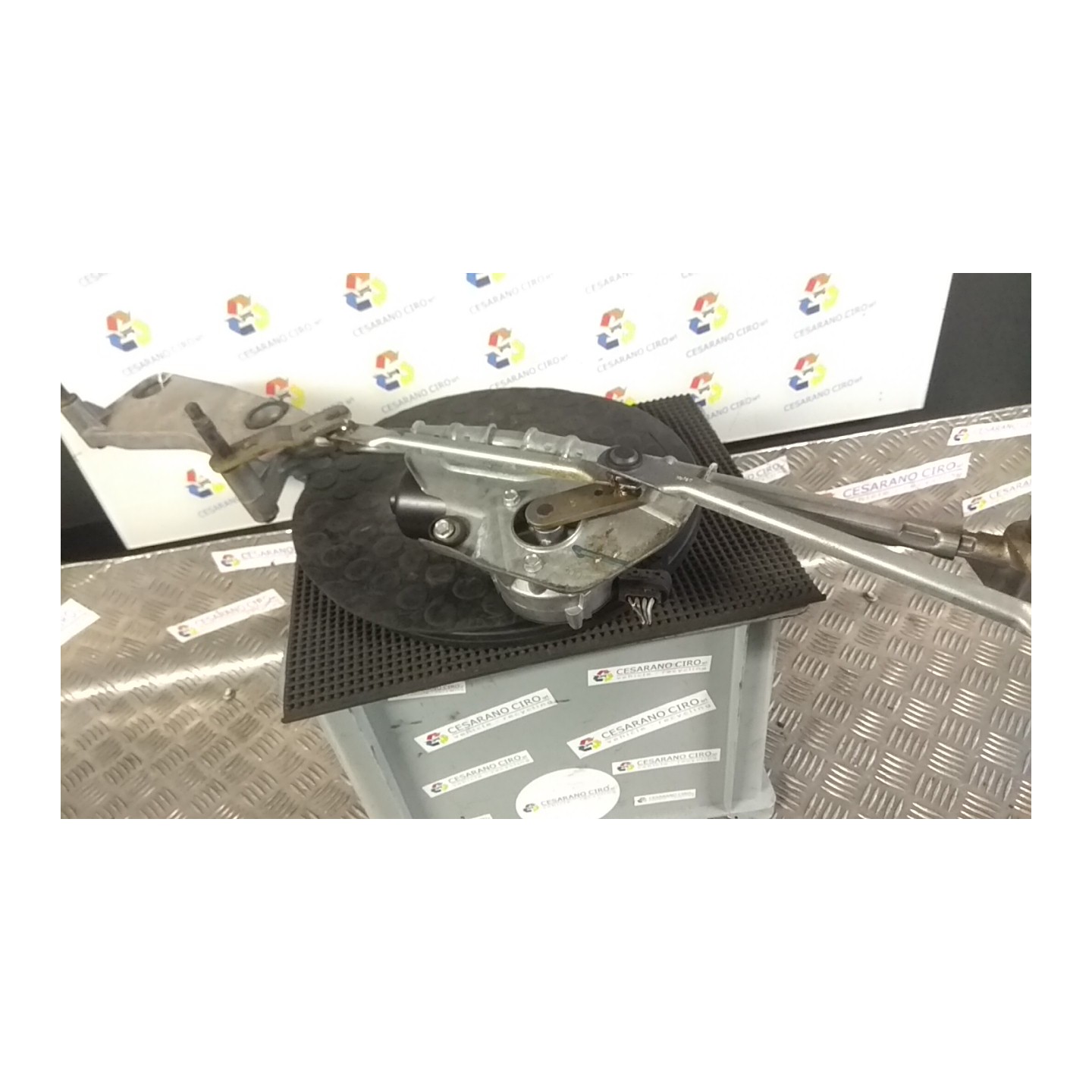 MECCANISMO TERGIPARABREZZA 035 MERCEDES-BENZ CLASSE M (W164) (03/05-03/12) 642940 A1648200041