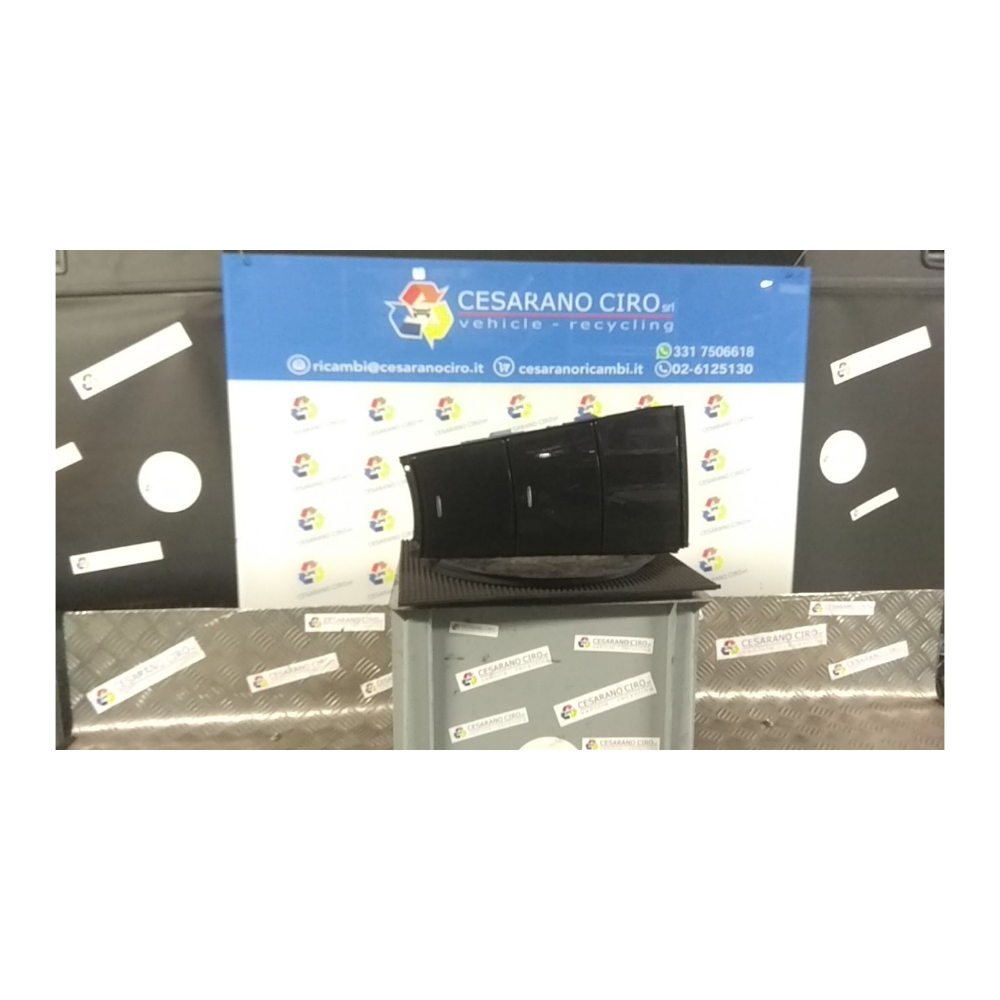 PORTAOGGETTI ANT. CONSOLLE CENTR. RADICA 056 MERCEDES-BENZ CLASSE M (W164) (03/05-03/12) 642940 A1646801152