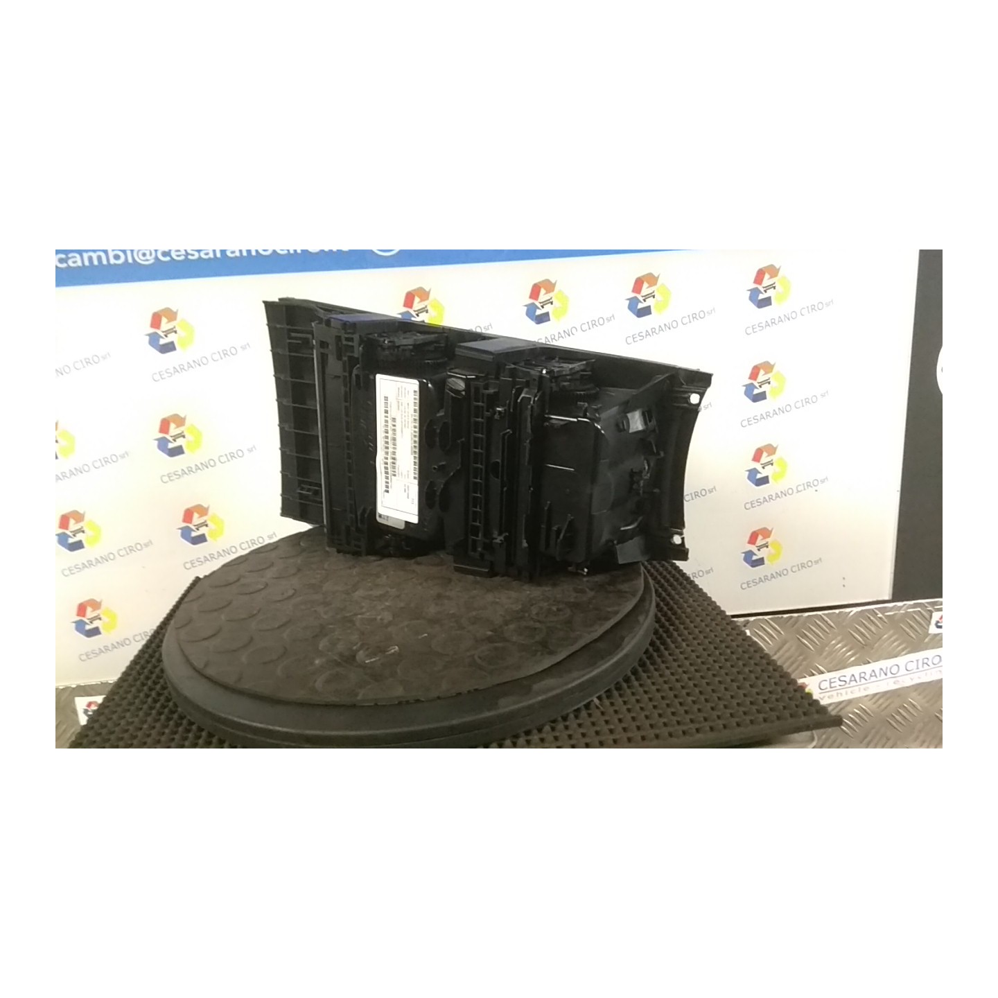 PORTAOGGETTI ANT. CONSOLLE CENTR. RADICA 056 MERCEDES-BENZ CLASSE M (W164) (03/05-03/12) 642940 A1646801152