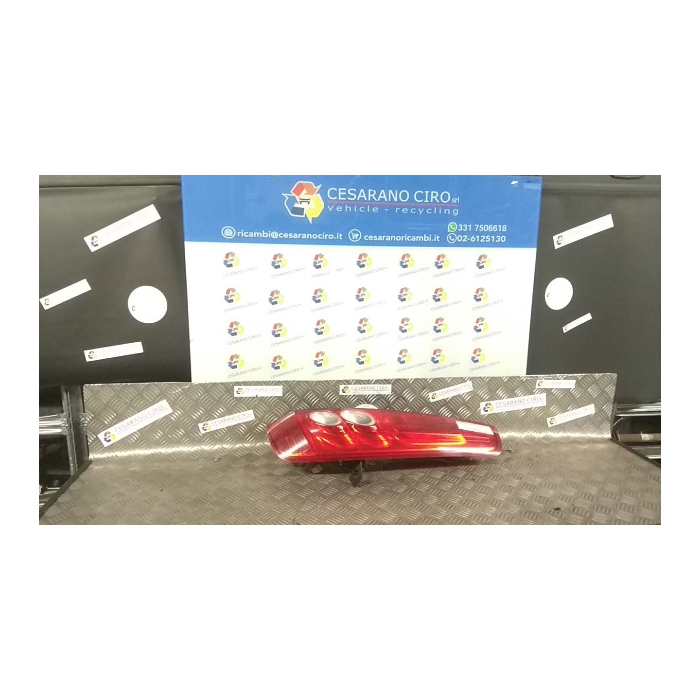 FANALE POST. DX. 148 FORD FIESTA (CBK) (12/05-12/08) FUJA 1432269