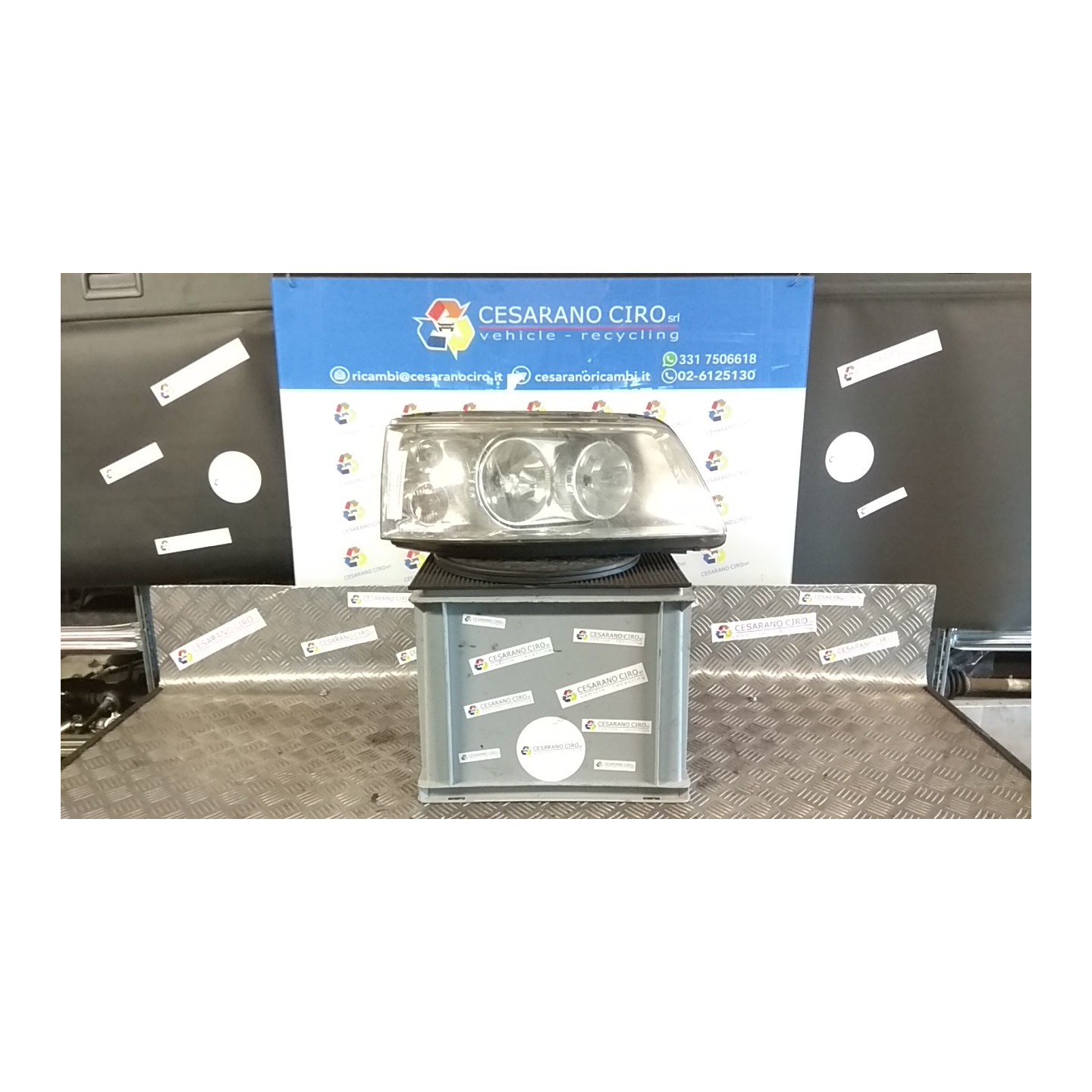 PROIETTORE DOPPIO DX. 010 VOLKSWAGEN TRANSPORTER FURGONE (7H) (06/0 BNZ 7H1941018L