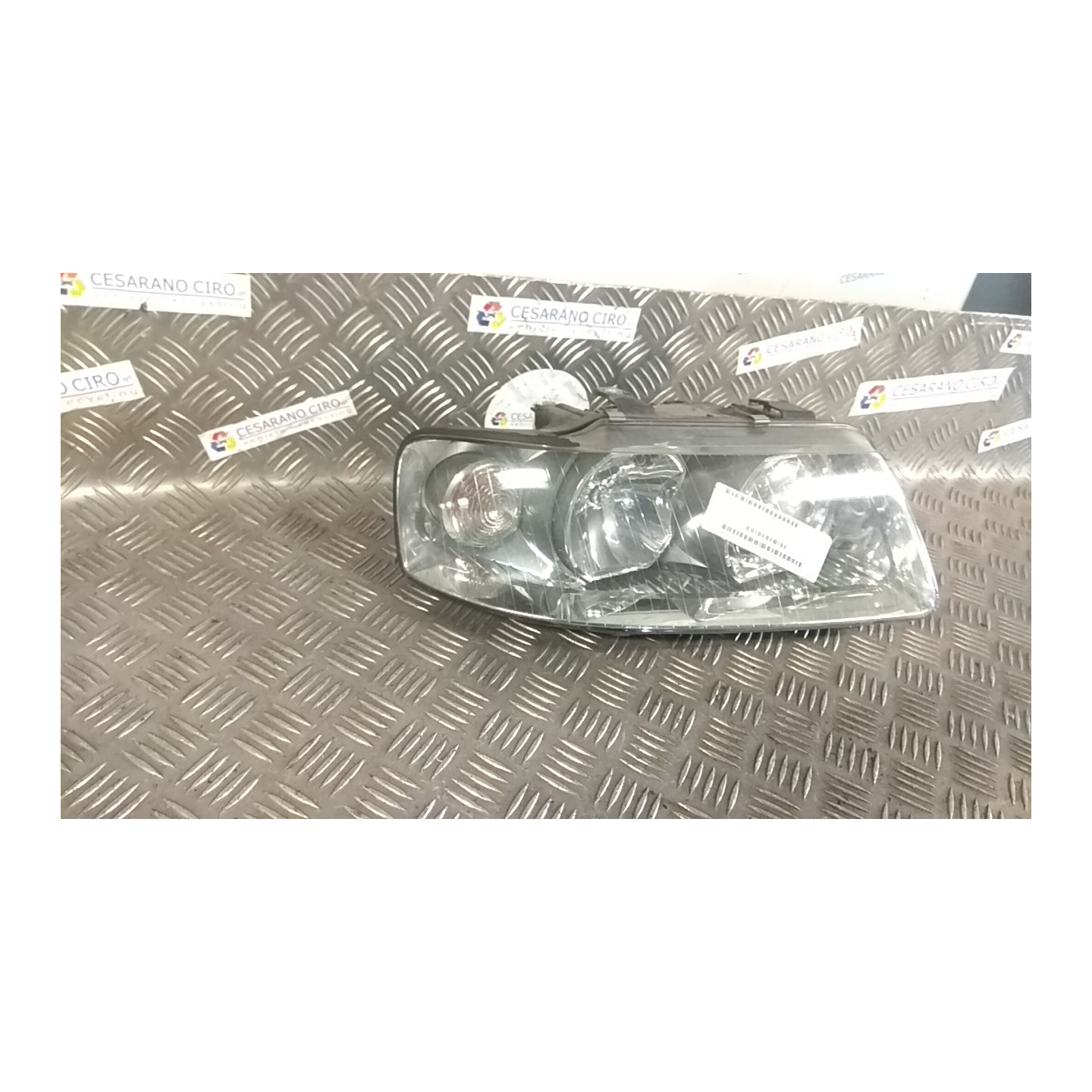 PROIETTORE DX. 007 AUDI A3 (8L) (08/96-12/01) APG 8L0941030