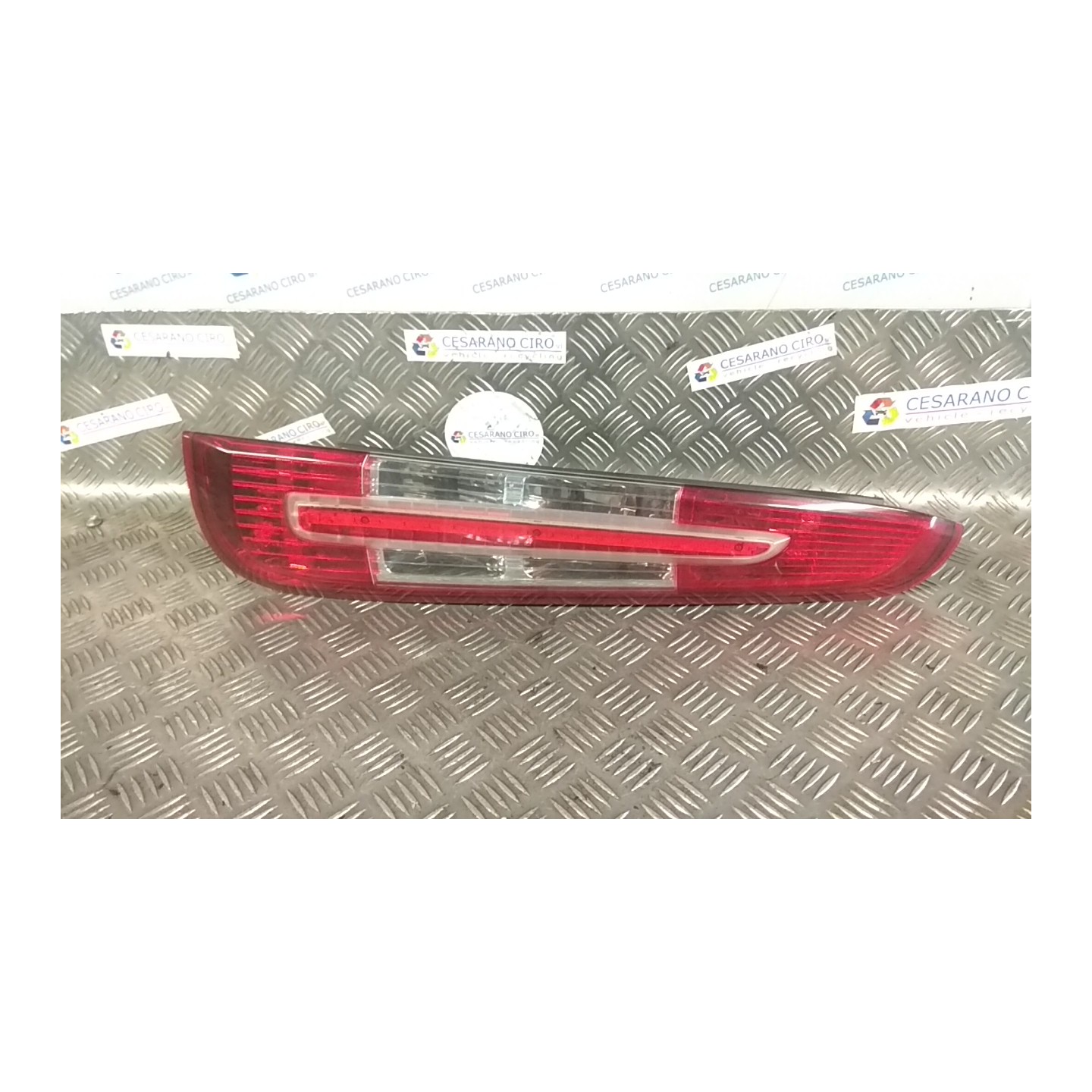 FANALE POST. DX. 013 FORD C-MAX (CB3) (03/07-12/11) SYDA 1619507