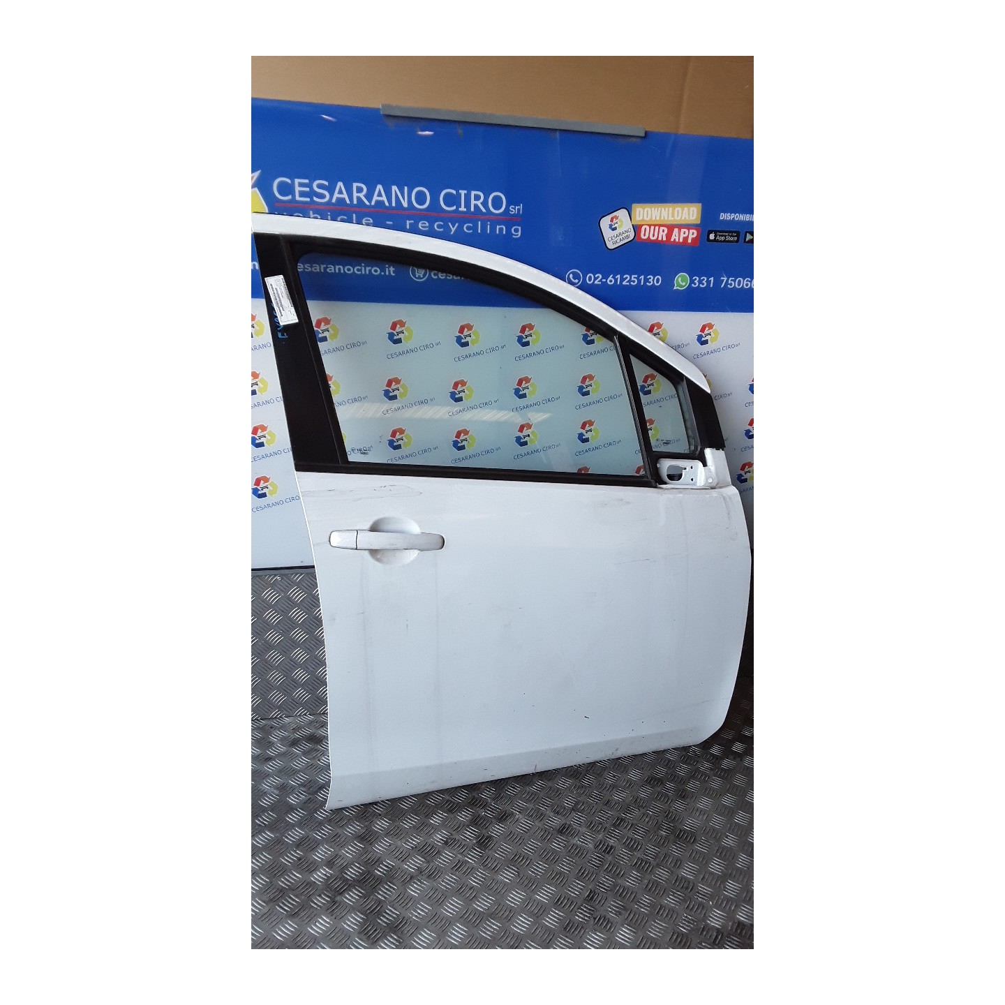 PORTA ANT. DX. 205 SUZUKI SPLASH (02/08-10/15) K10B 6800151K00000