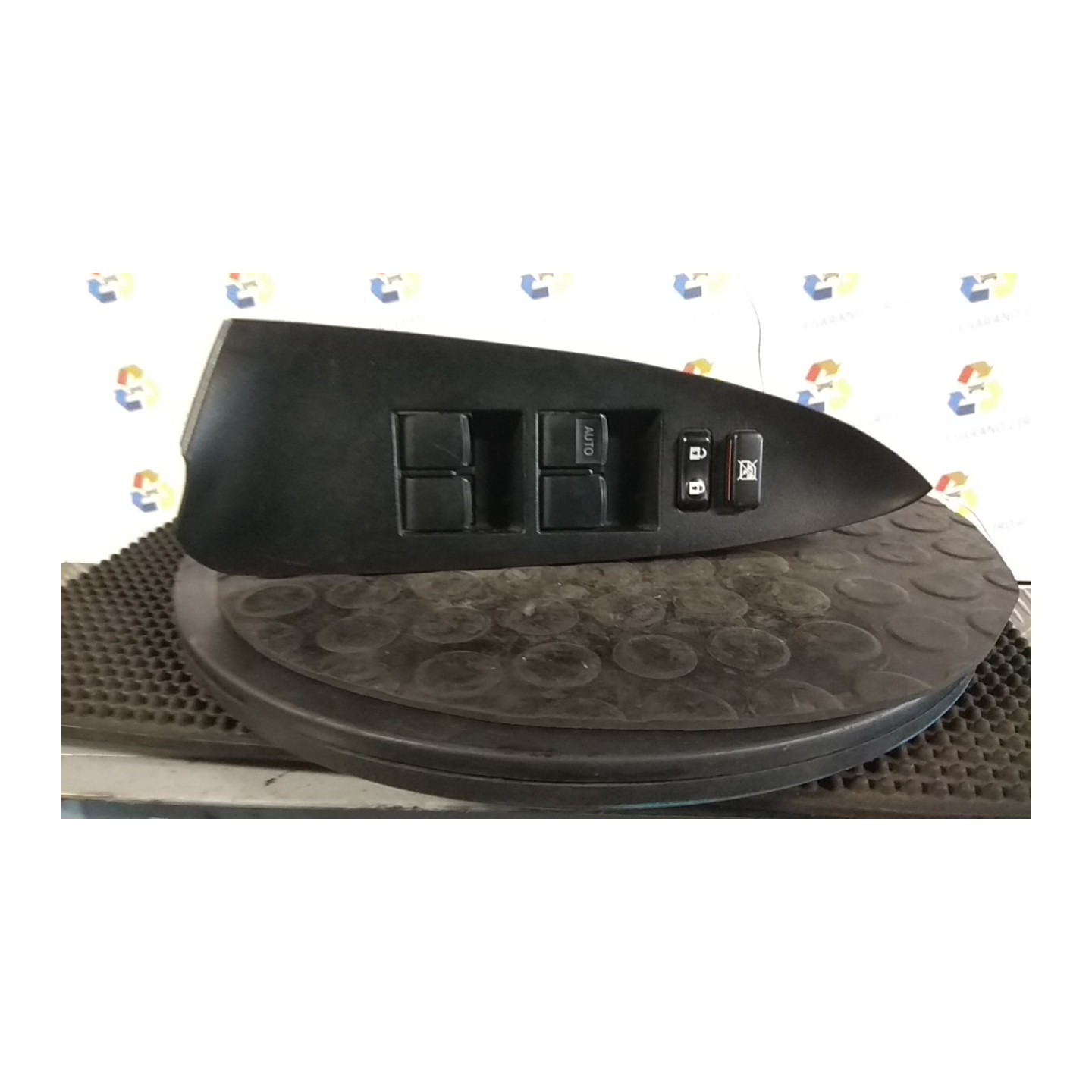 BLOCCO COMANDI ALZACRISTALLI 059 TOYOTA RAV 4 3A SERIE (02/10-) 2ADFTV 8482012520