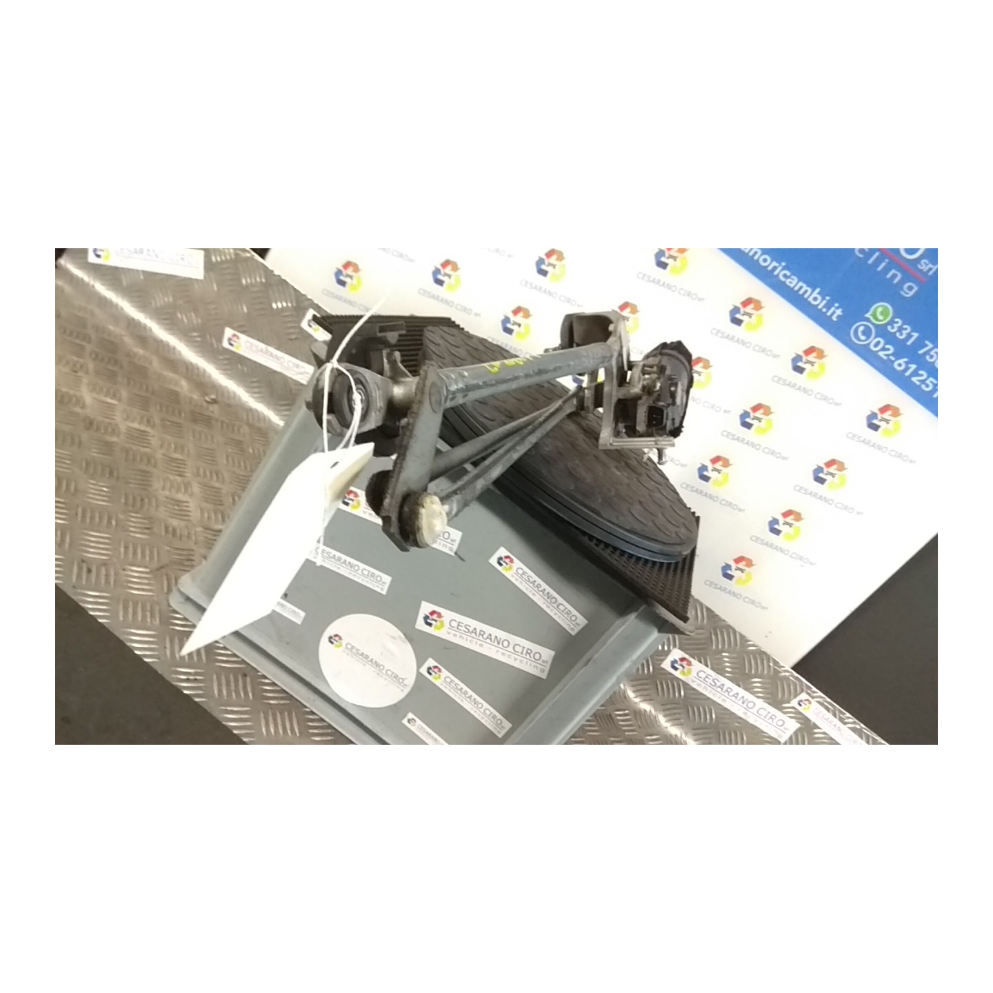 MOTORINO TERGIPARABREZZA 061 TOYOTA RAV 4 3A SERIE (02/10-) 2ADFTV 8511042150