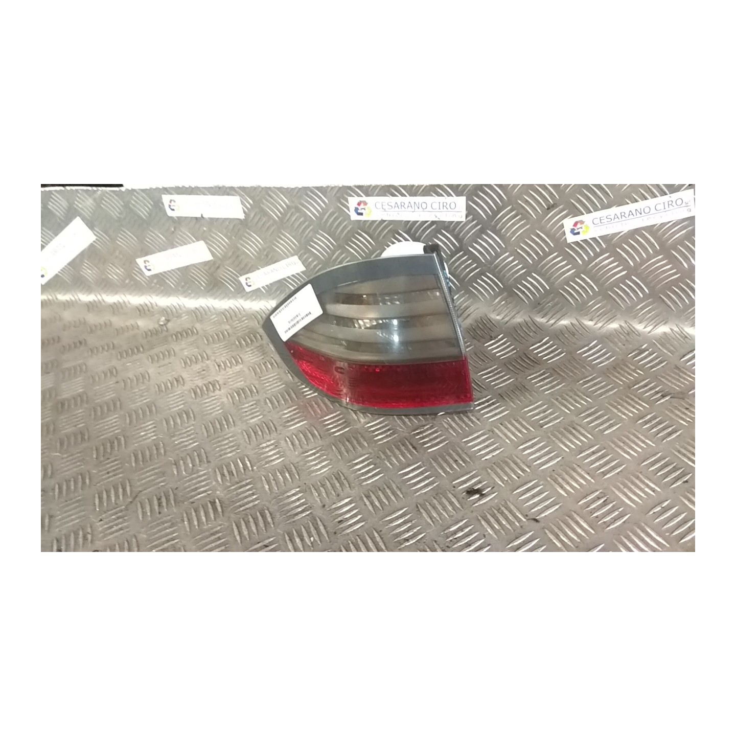 FANALE POST. PARTE EST. SX. 011 FORD S-MAX (CA1) (05/06-03/10) QYWA 1467473