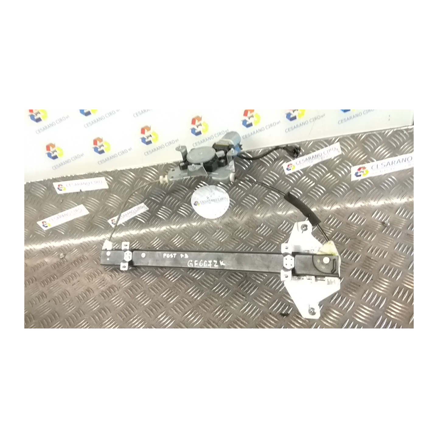 ALZACRISTALLO ELETTR. PORTA POST. DX. 032 CHEVROLET (DAEWOO) CAPTIVA (C140) (04/11-) Z22D1 96624335