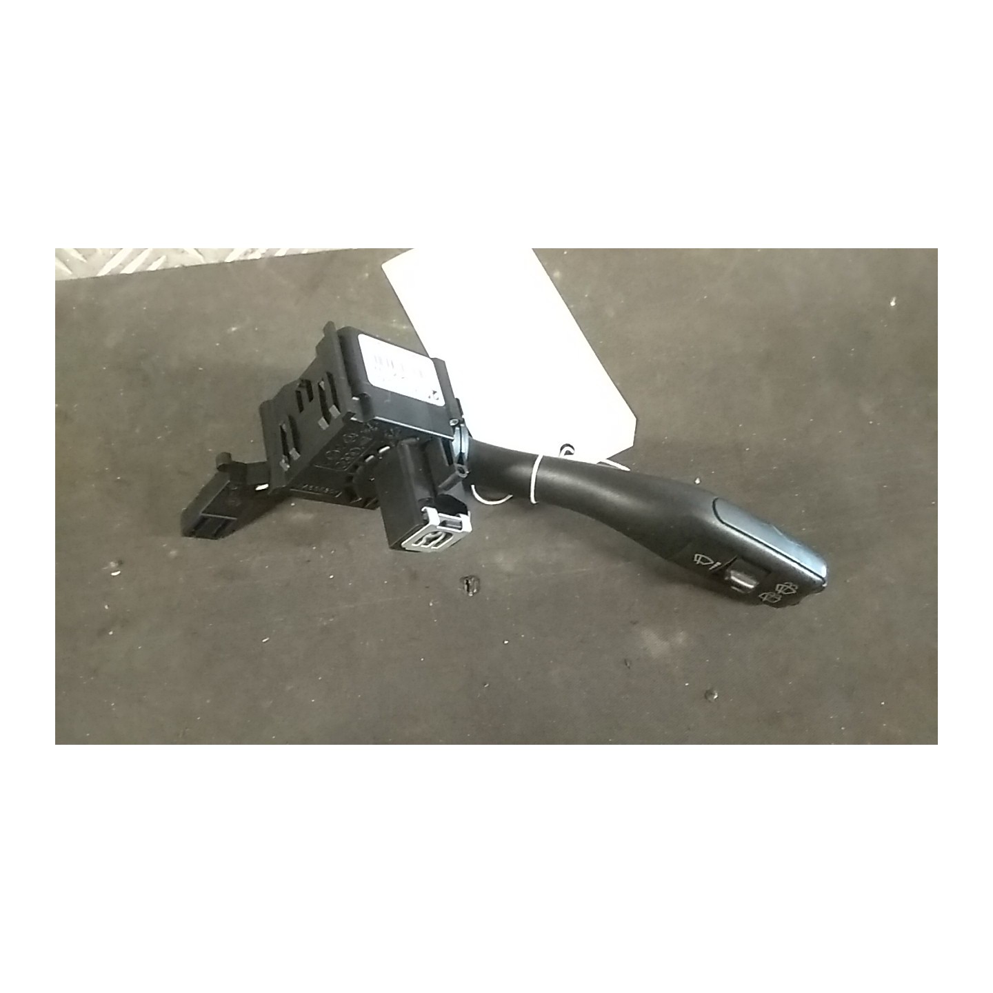 BLOCCO COMANDI TERGICRISTALLI 052 AUDI A3 (8P) (04/03-06/10) BMN 8P0953519D9B9