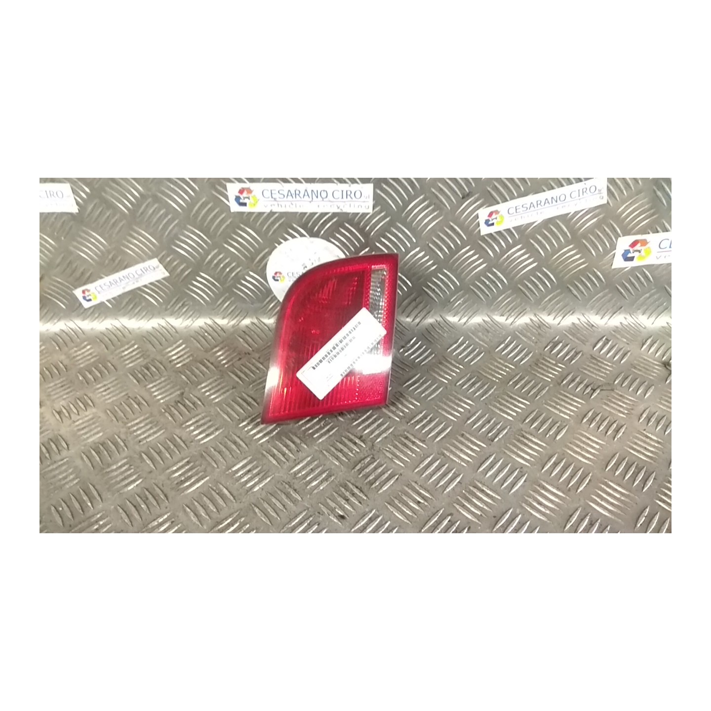 FANALE POST. PARTE INT. SX. 055 AUDI A3 (8P) (04/03-06/10) BMN 8P4945093B