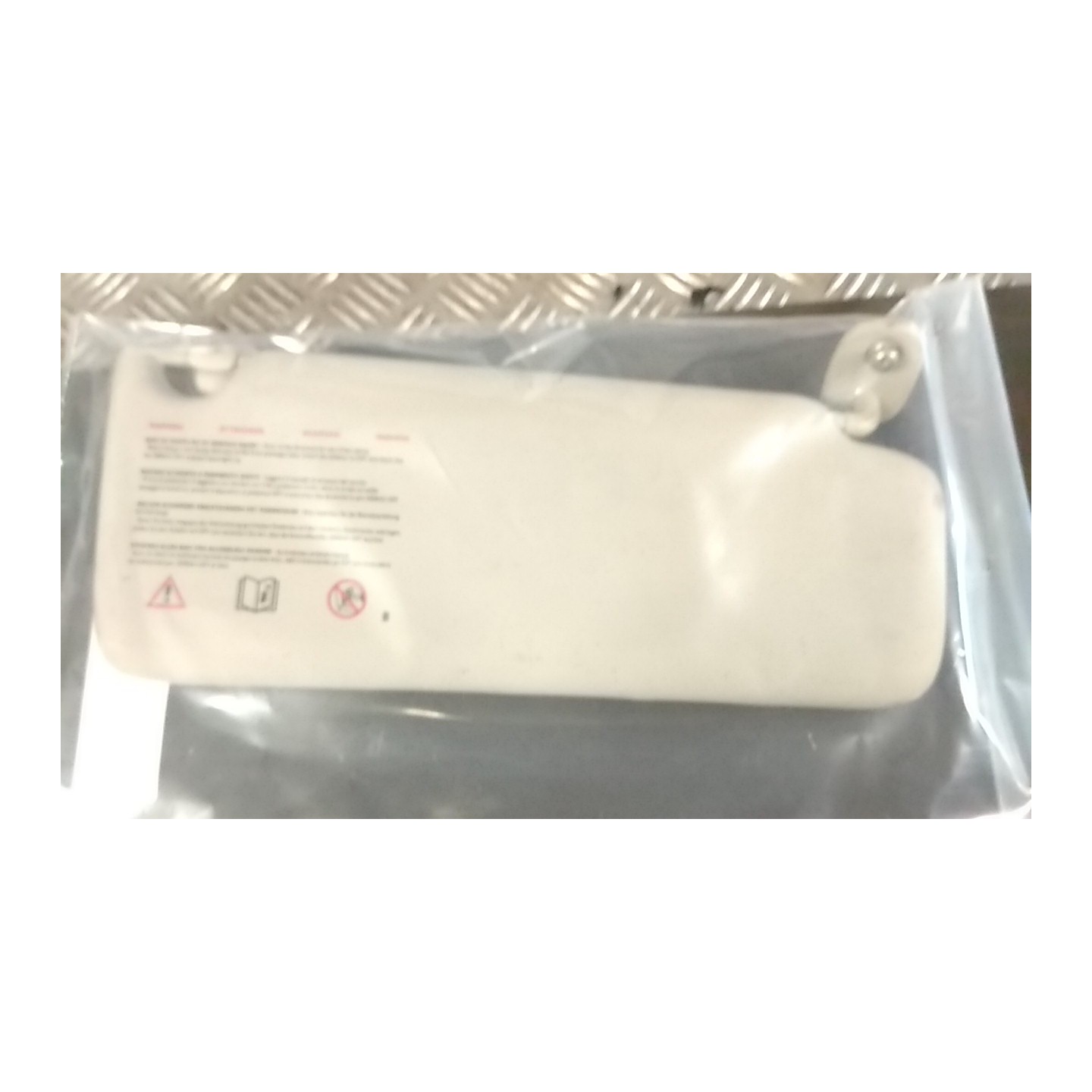 ALETTA PARASOLE PARABREZZA DX. 134 RENAULT TWINGO 2A SERIE (06/07-02/12) D7FA8 8200809473