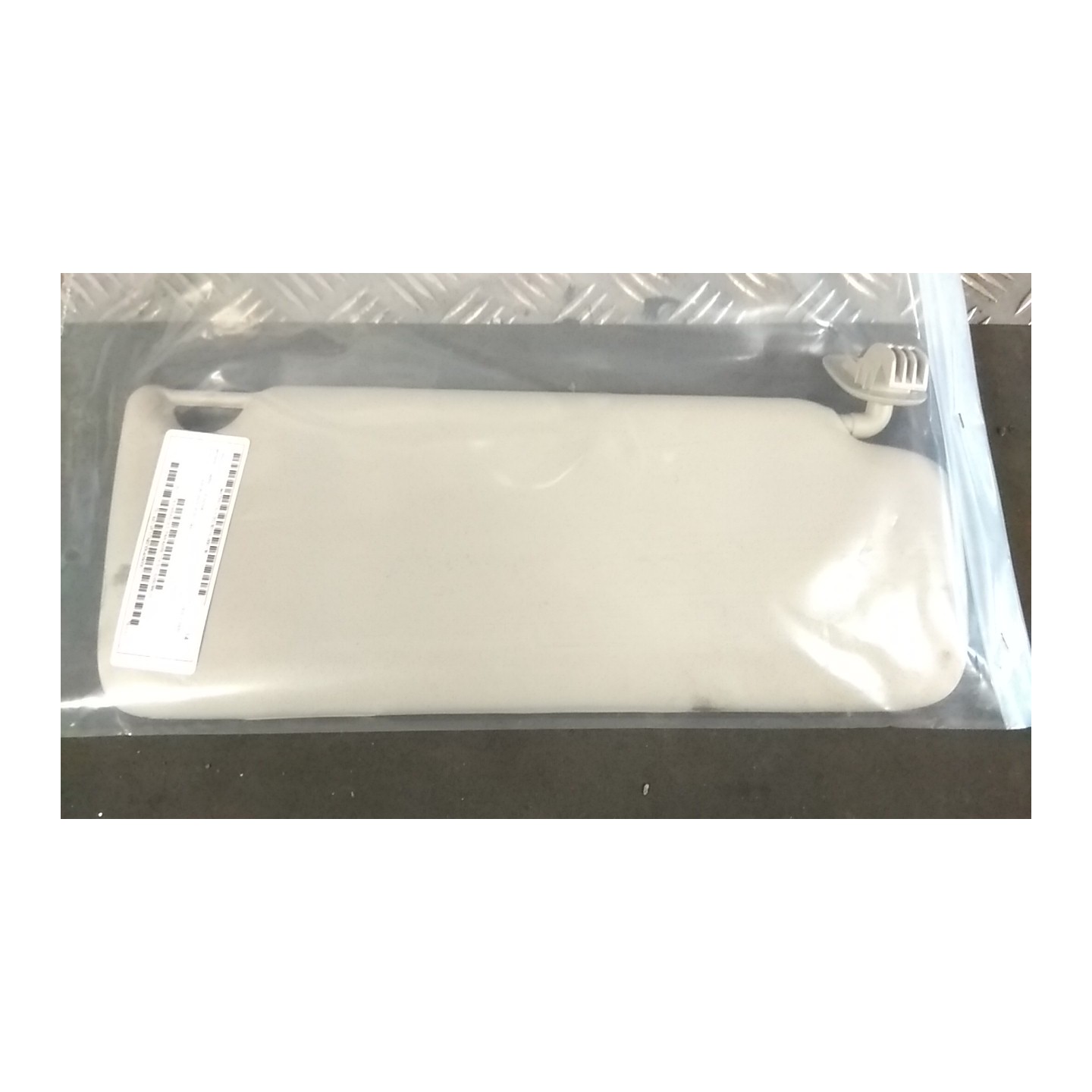 ALETTA PARASOLE PARABREZZA SX. 135 RENAULT TWINGO 2A SERIE (06/07-02/12) D7FA8 8200385101