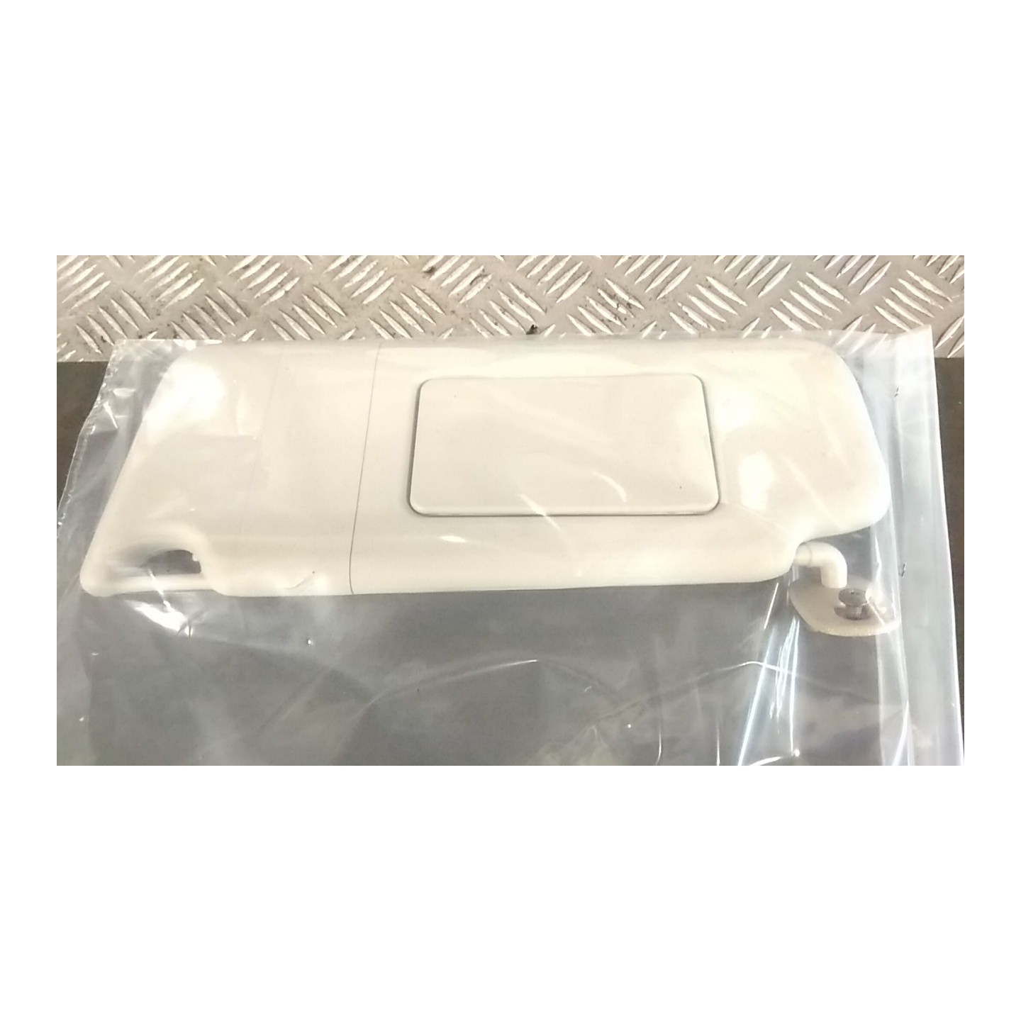 ALETTA PARASOLE PARABREZZA SX. 135 RENAULT TWINGO 2A SERIE (06/07-02/12) D7FA8 8200385101