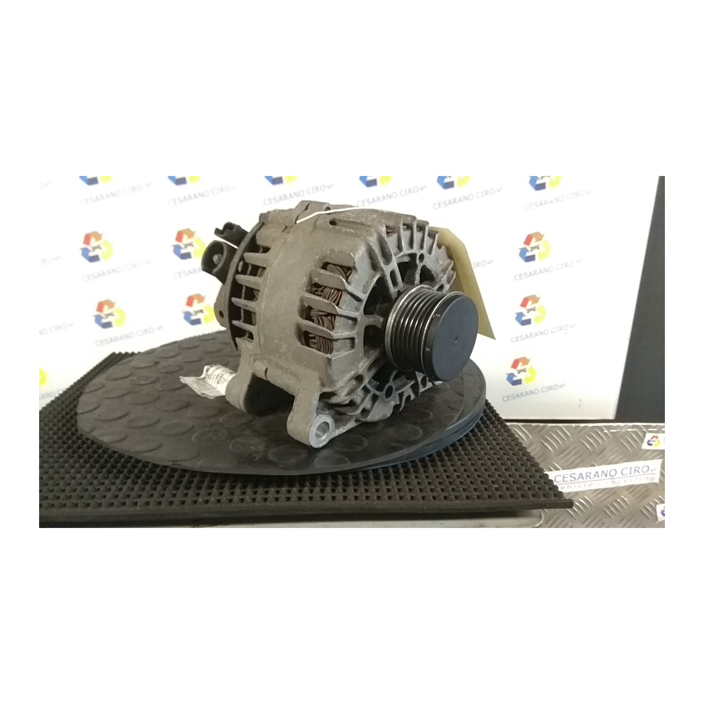 ALTERNATORE BOSCH 150AMP OPR.10555 014 CITROEN C3 PLURIEL (05/03-11/10) 8HZ 5705NE