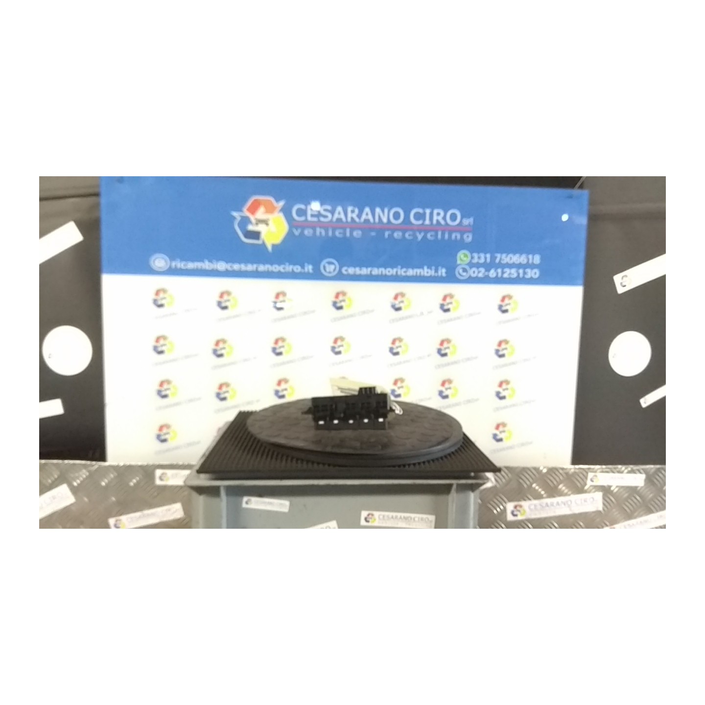 BLOCCO COMANDI MULTIFUNZIONE CONSOLLE CENTRALE DX 052 HYUNDAI TUCSON (12/20-) D4FE NB8939071066007DX