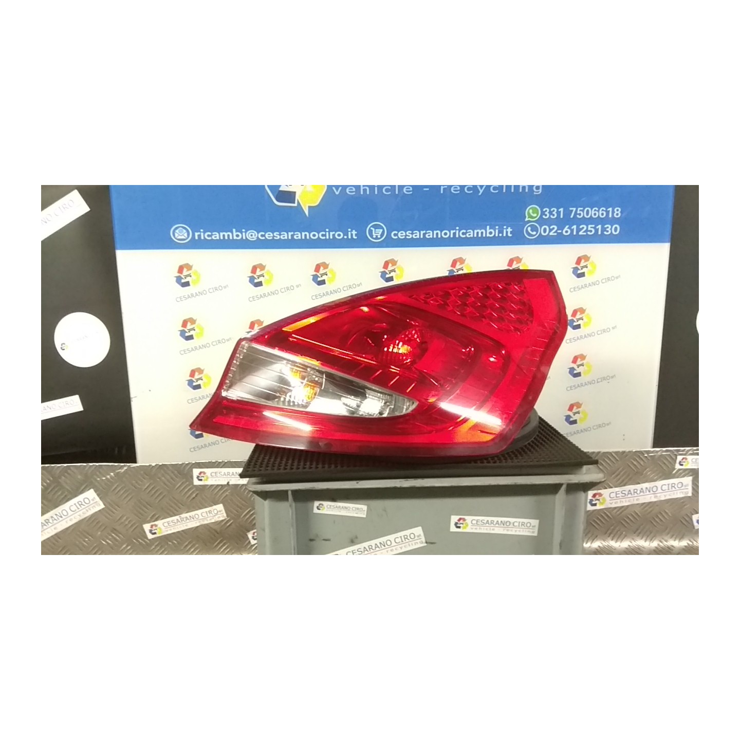 FANALE POST. DX. 073 FORD FIESTA (CB1) (09/08-10/13) SNJB 1709552