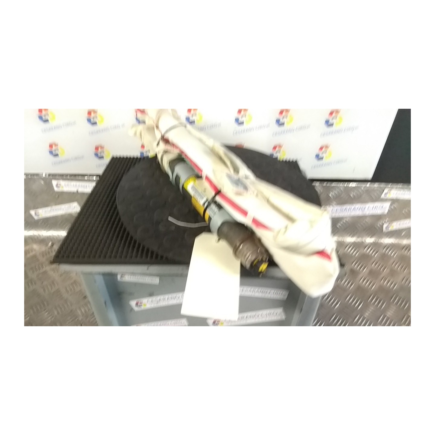 DISPOSITIVO AIRBAG A TENDINA DX. 101 TOYOTA RAV 4 3A SERIE (02/10-) 2ADFTV 6217042040