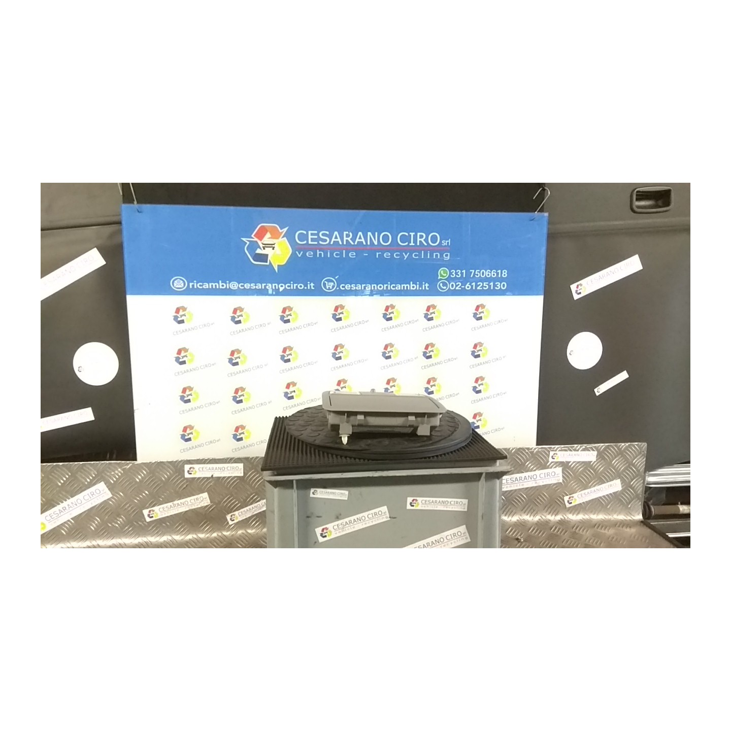 LUCE CORTESIA ANT. TETTO P/TETTO C/APERTURA 109 TOYOTA RAV 4 3A SERIE (02/10-) 2ADFTV 8126042140B0
