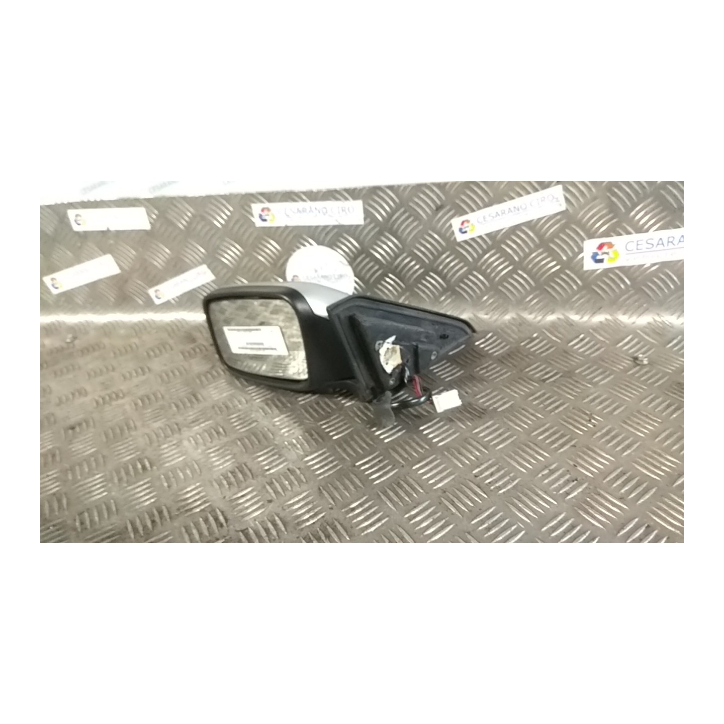 RETROVISORE EST. REGOLAZ. ELETTR. 01-00- SX. 073 VOLVO V40 (04/00-03/04) D4192T3 30623547