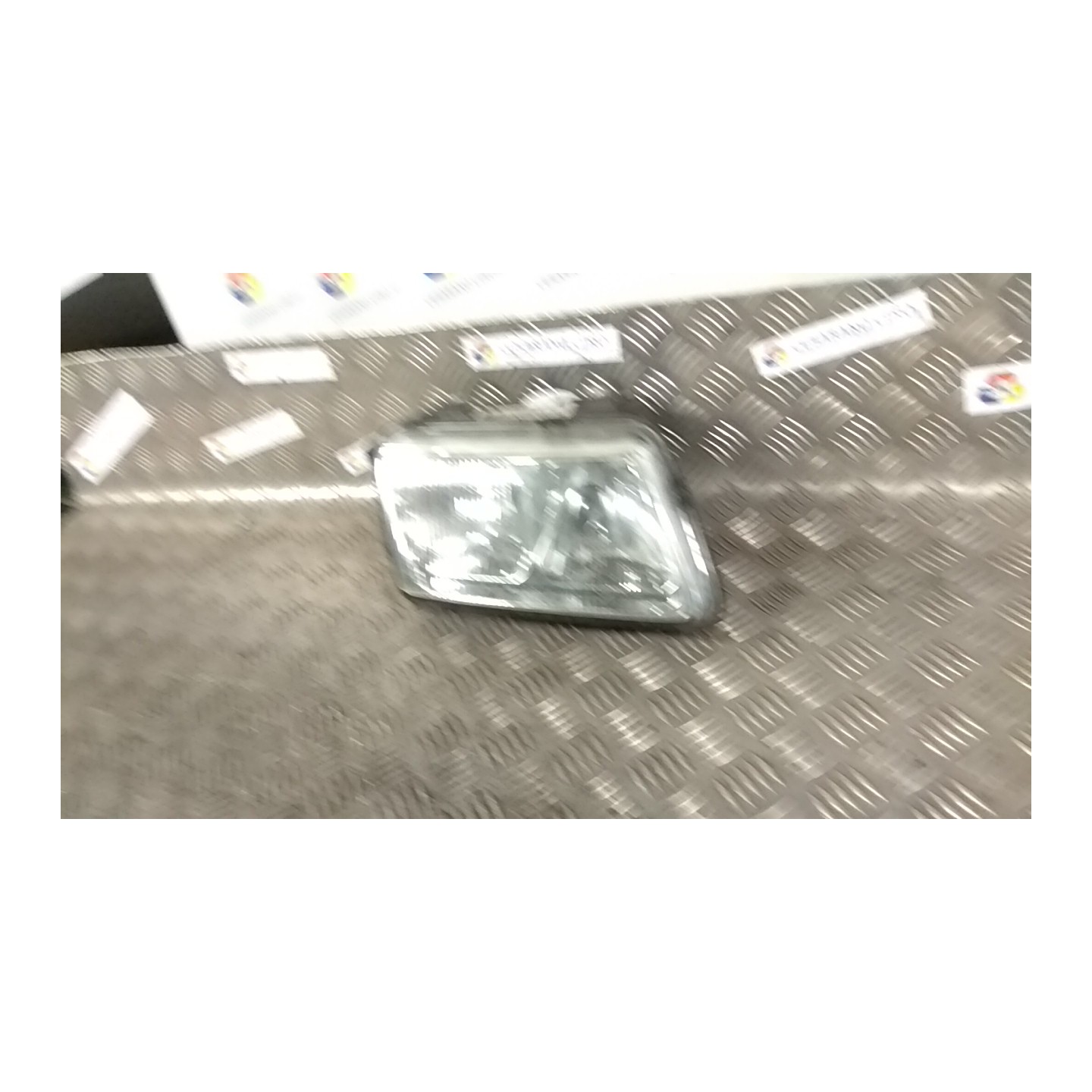 PROIETTORE SX. 049 AUDI A3 (8L) (08/96-12/01) AGU 8L0941029
