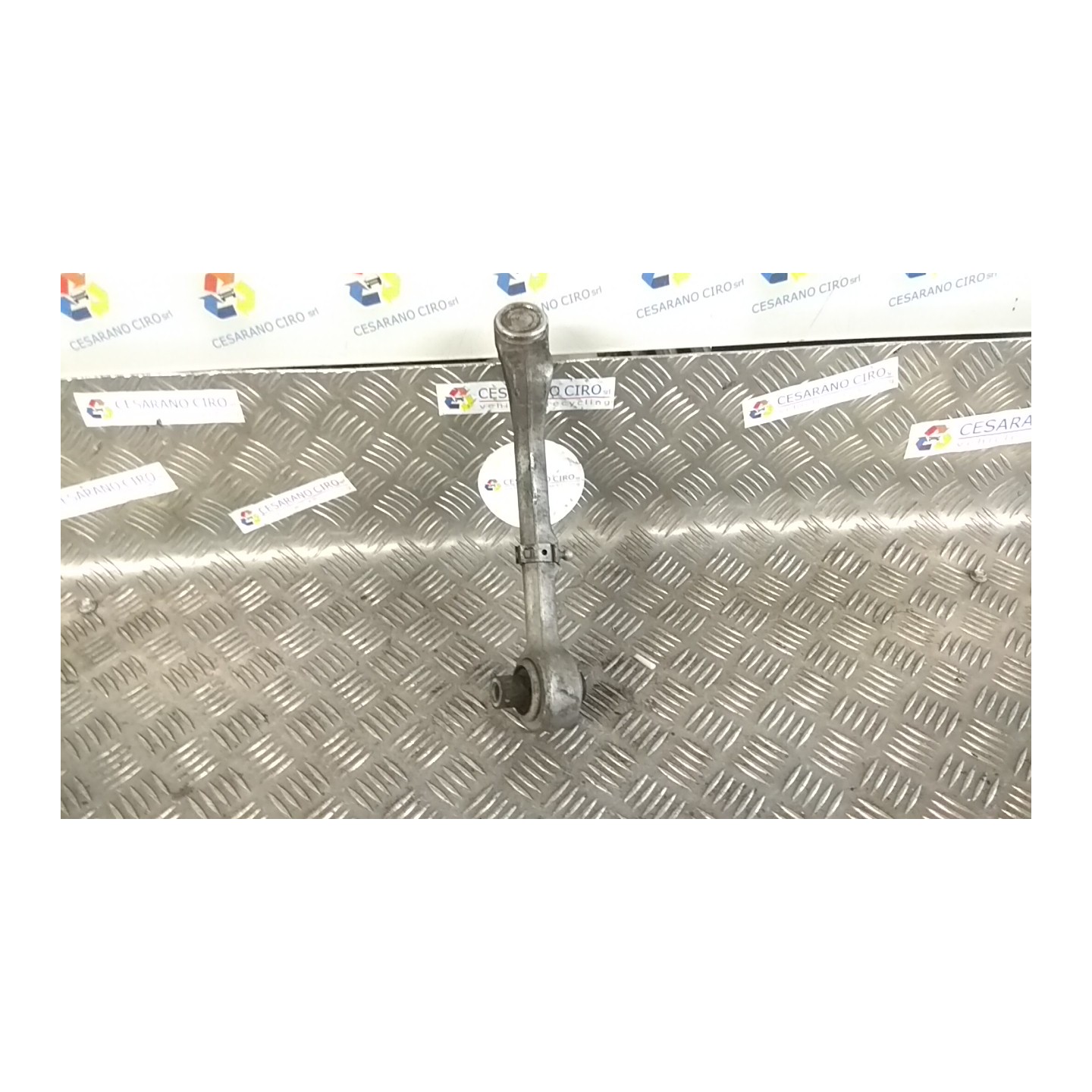 BRACCIO OSCILLANTE ANT. SOSP. ANT. DX. 157 BMW SERIE 3 (E90/E91) (02/05-12/11 204D4 31122405862