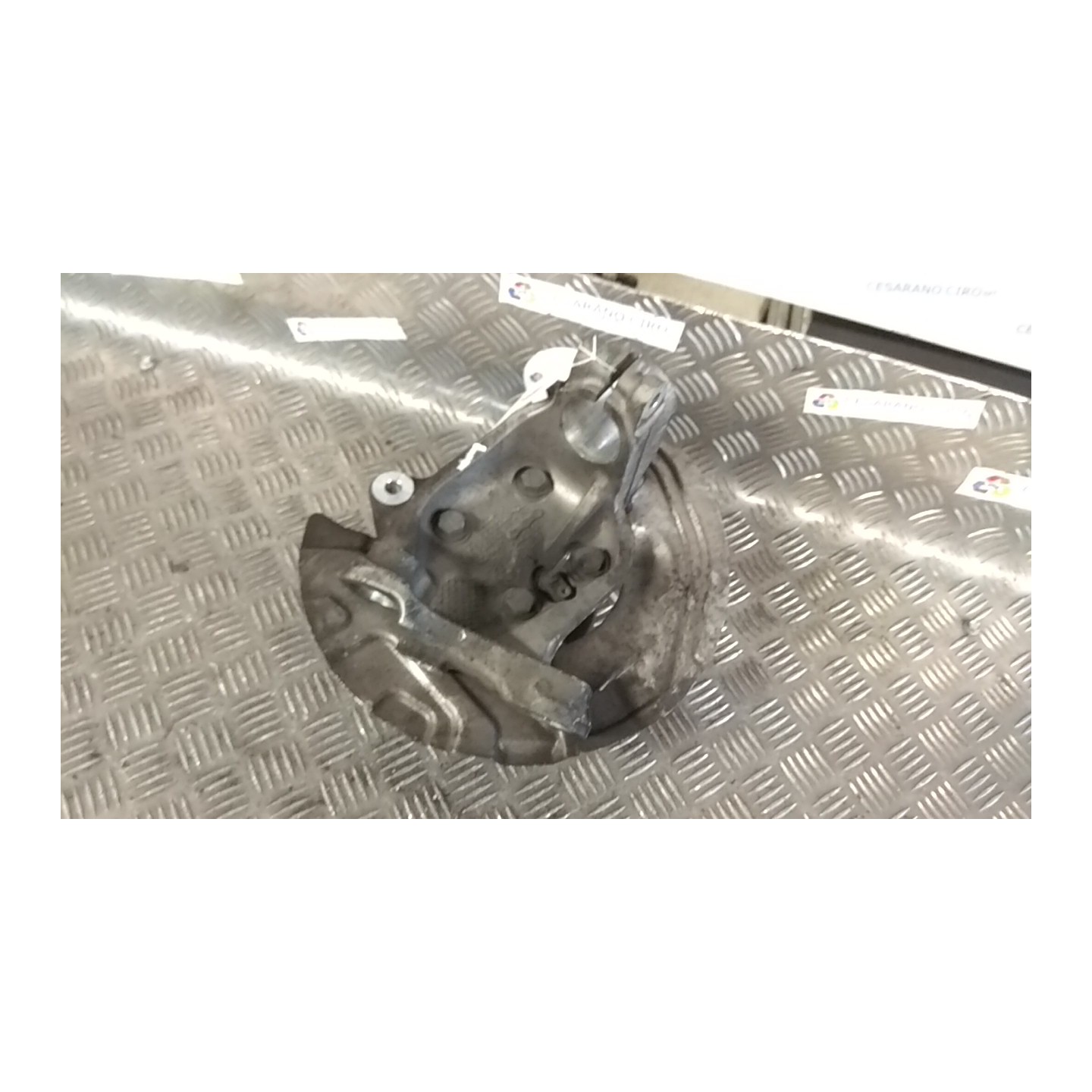 MONTANTE SOSP. ANT. DX. 164 BMW SERIE 3 (E90/E91) (02/05-12/11 204D4 31216793924
