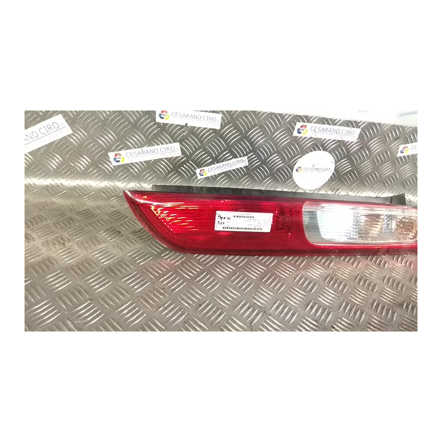 FANALE POST. DX. 028 FORD FOCUS (CAP) (11/04-06/08) HHDA 1420450