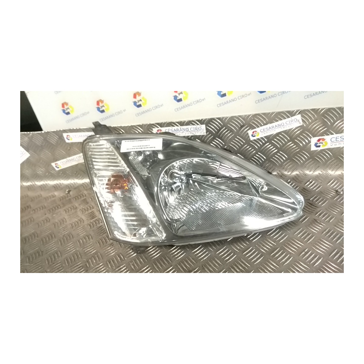 PROIETTORE DX. 033 HONDA CIVIC 7A SERIE (03/01-12/05) D16V1 33101S6AG01