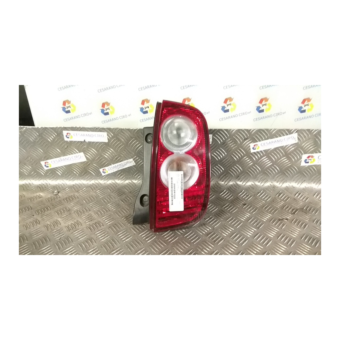 FANALE POST. COMPLETO DX. 035 NISSAN MICRA (K12E) (11/02-05/06) CR12 26550BC500