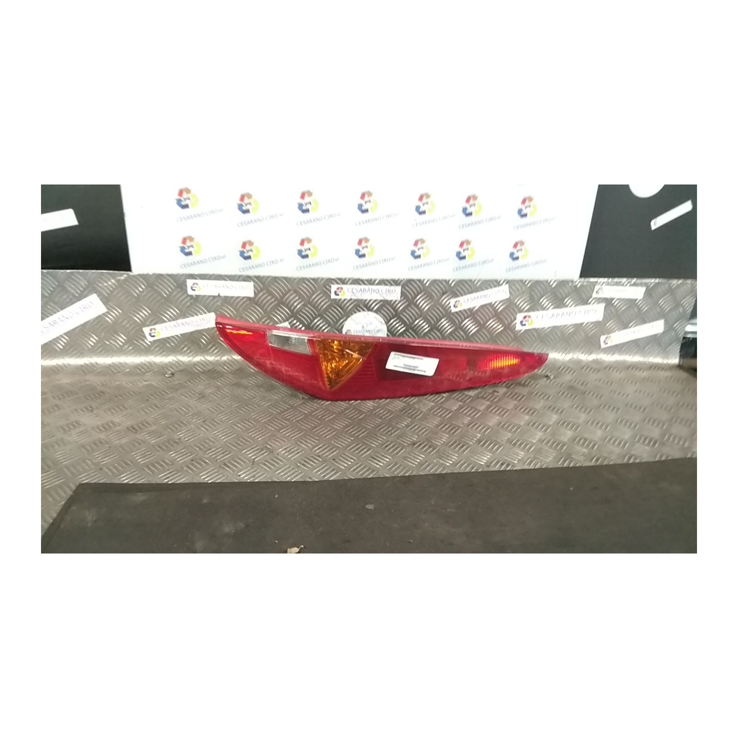 FANALE POST. DX. 066 FIAT PUNTO (1N/1P) (07/99-12/05) 188A4000 46523769