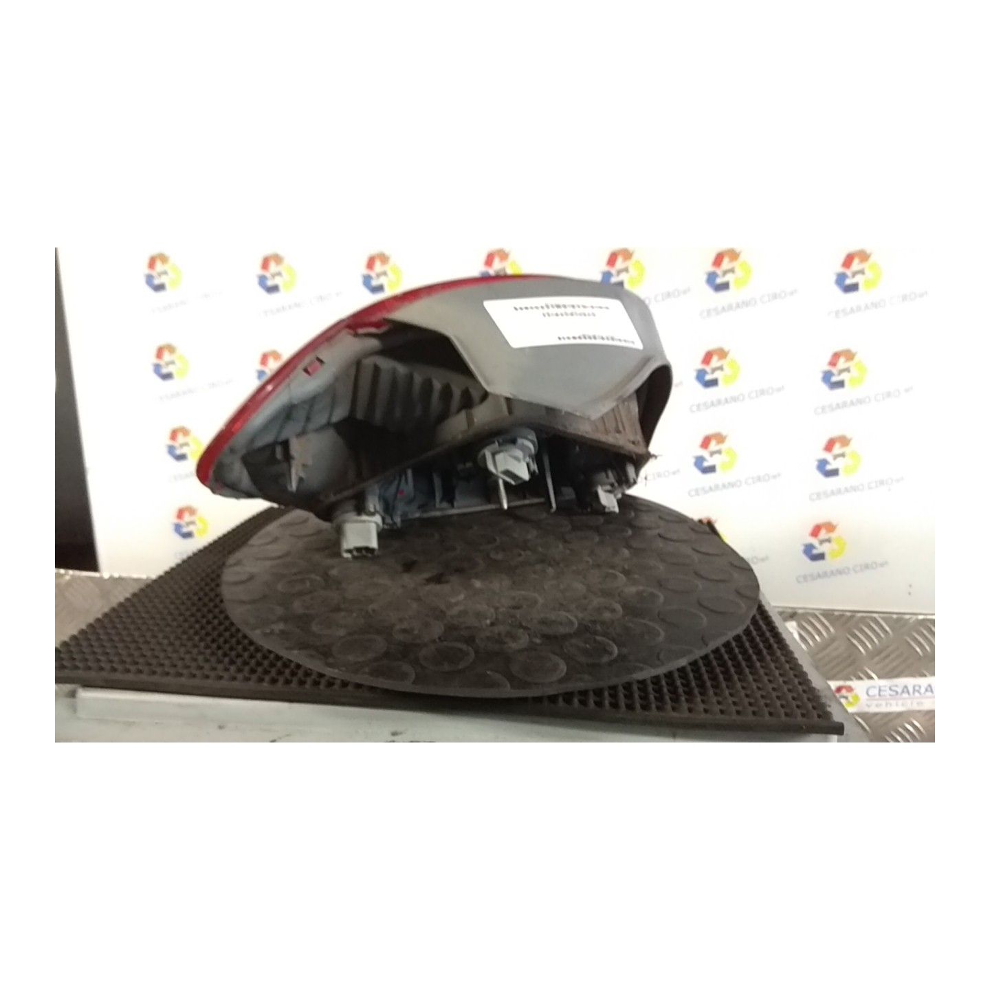 FANALE POST. 08/99-12/02 DX. 052 TOYOTA YARIS (03/99-11/05)     (JPP) 1SZFE 8155052130