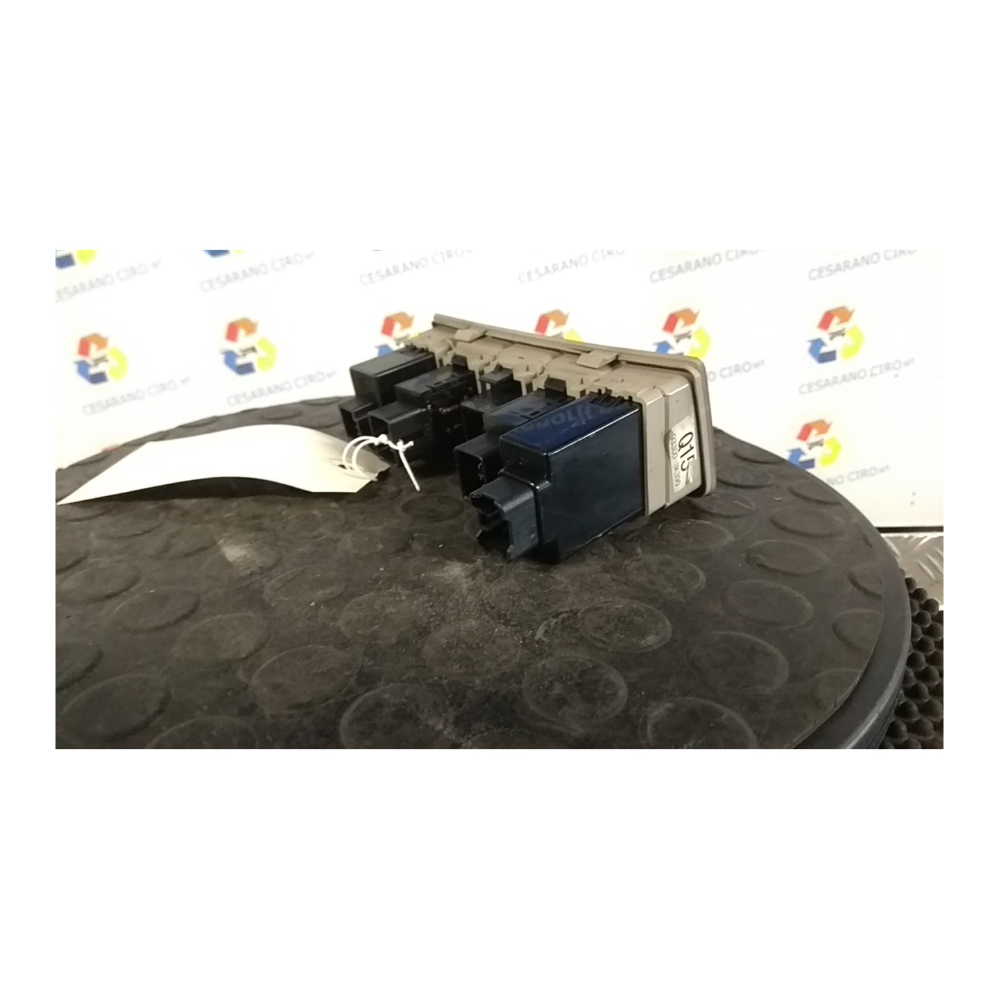 BLOCCO COMANDI MULTIFUNZIONI SX 065 HYUNDAI SONICA (05/06-12/09) D4EA NB7551071046003SX