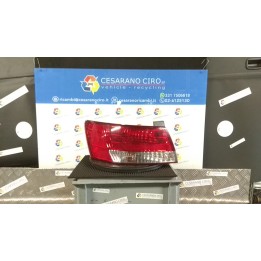 FANALE POST. PARTE EST. SX. 071 HYUNDAI SONICA (05/06-12/09) D4EA 924013K010