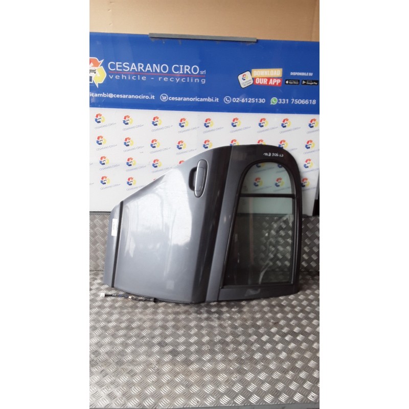 PORTA POST. DX. 095 TOYOTA YARIS (10/01-11/05)     (FRP) 1SZFE 670030D090