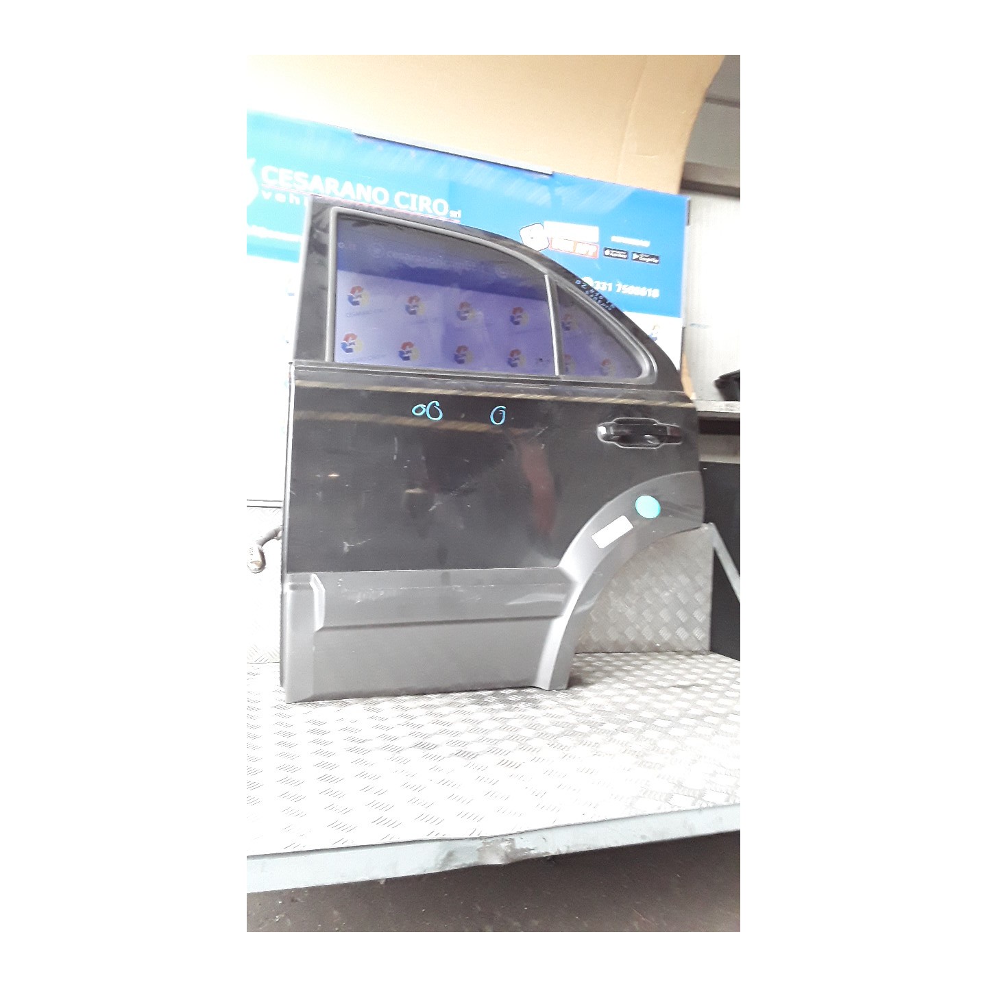 PORTA POST. SX. 099 KIA SORENTO 1A SERIE (07/02-12/06 D4CB 770033E100