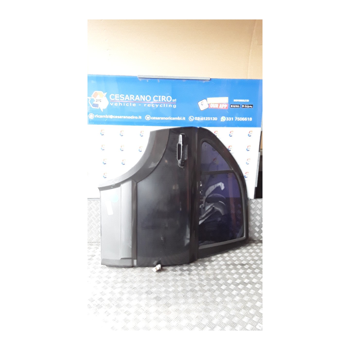 PORTA POST. DX. 100 KIA SORENTO 1A SERIE (07/02-12/06 D4CB 770043E100