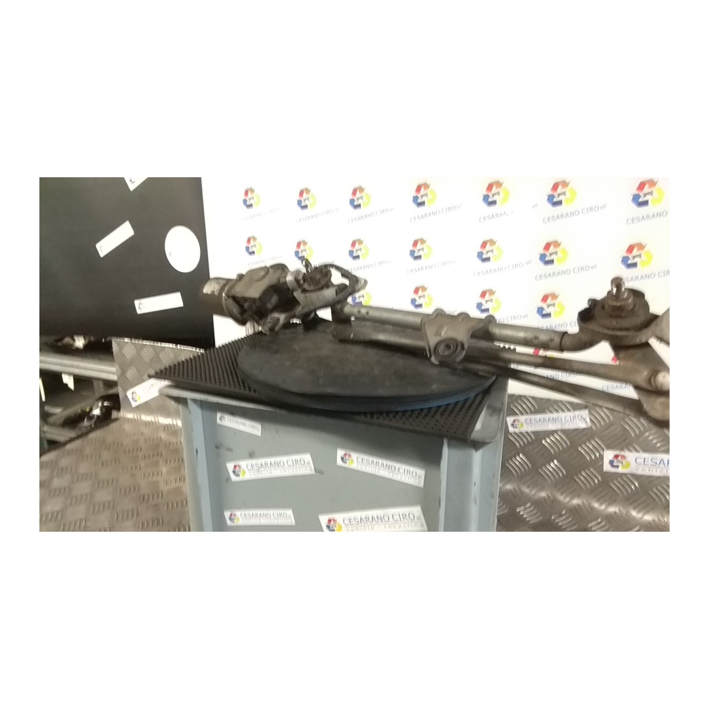 MECCANISMO TERGIPARABREZZA CON MOTORINO 031 MITSUBISHI COLT 7A SERIE (06/04-12/09) 134910 8250A407