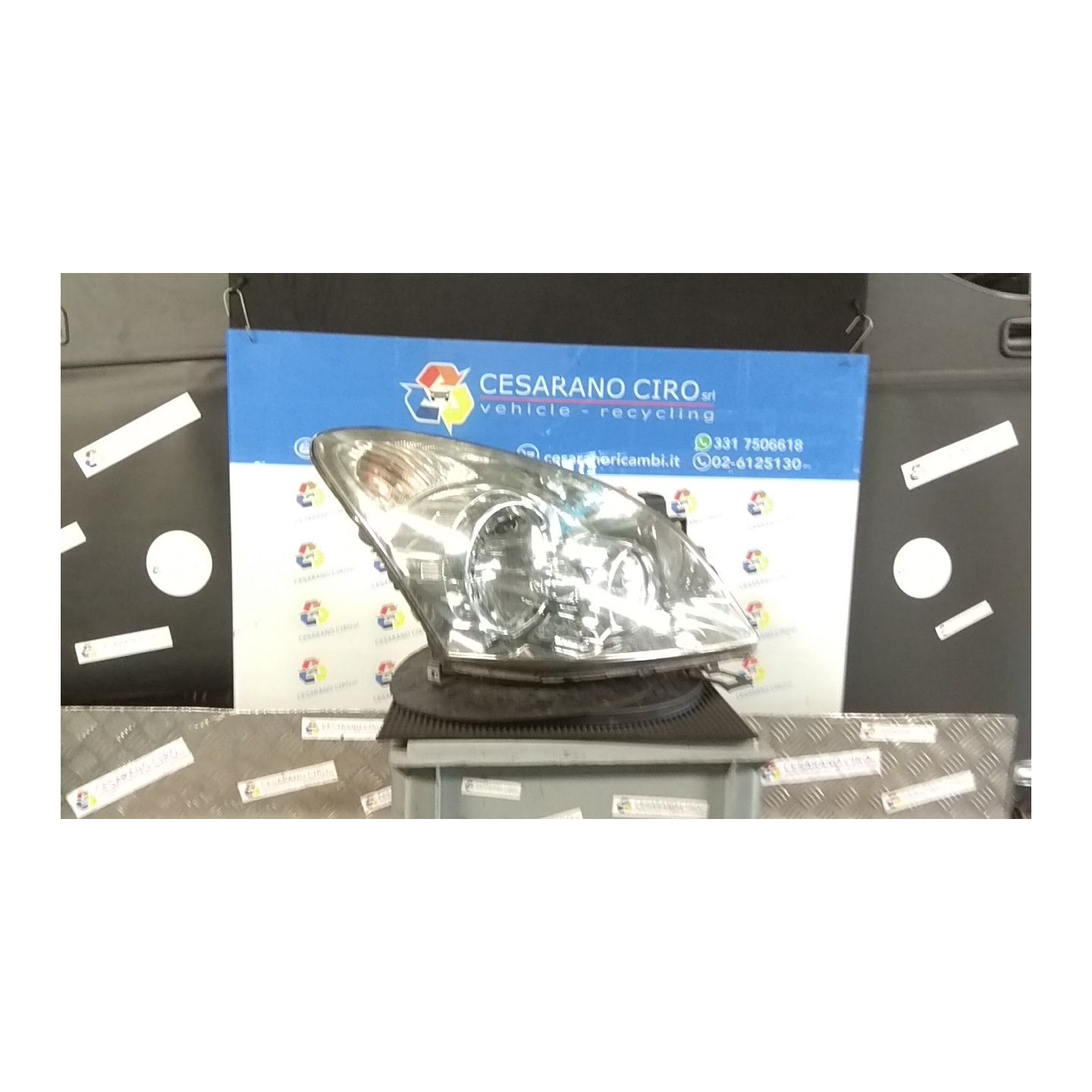 PROIETTORE 05-07- DX. 042 TOYOTA COROLLA VERSO (03/04-12/09) 2ADFTV 811300F080