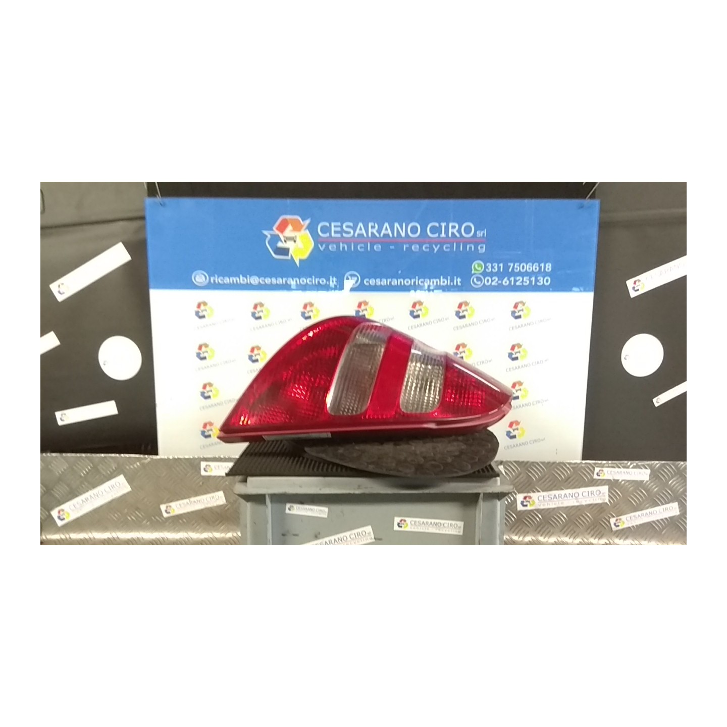FANALE POST. P/AVANTGARDE SX. 044 MERCEDES-BENZ CLASSE A (W/C169) (07/04-04/13 266920 A1698202964