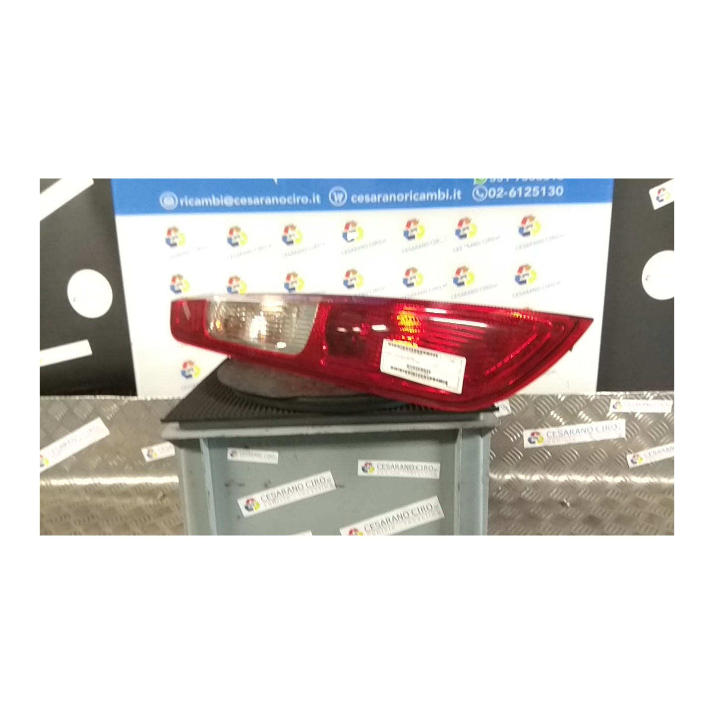 FANALE POST. SX. 031 FORD FOCUS (CAP) (11/04-06/08) G8DB 1420451