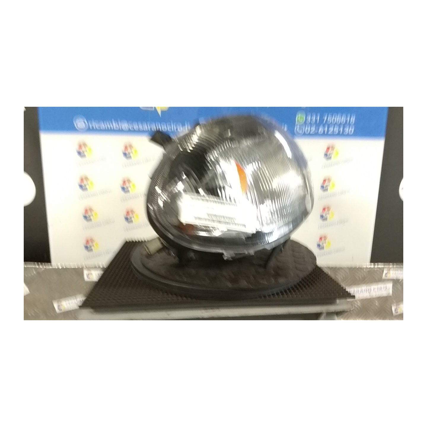 PROIETTORE HELLA SX. 050 RENAULT CLIO 2A SERIE (04/98-04/01) D7FD7 7701045168