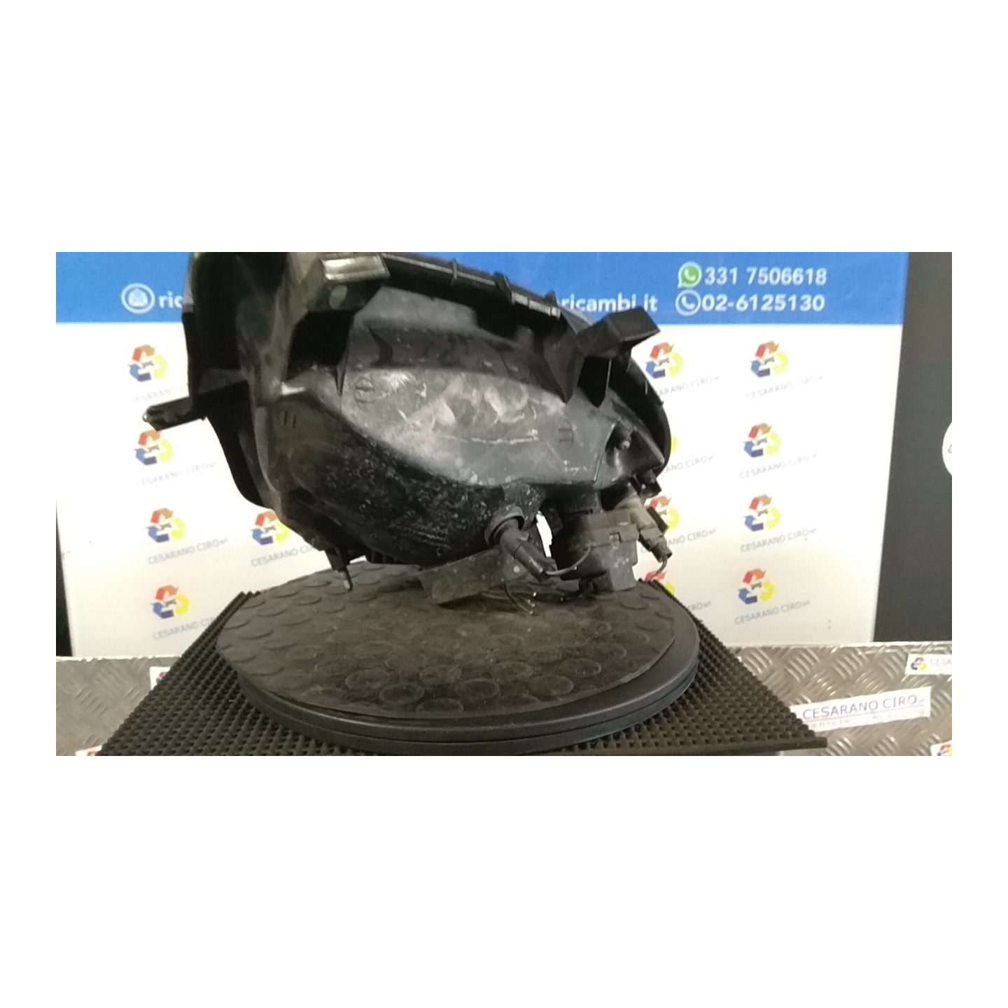 PROIETTORE HELLA SX. 050 RENAULT CLIO 2A SERIE (04/98-04/01) D7FD7 7701045168