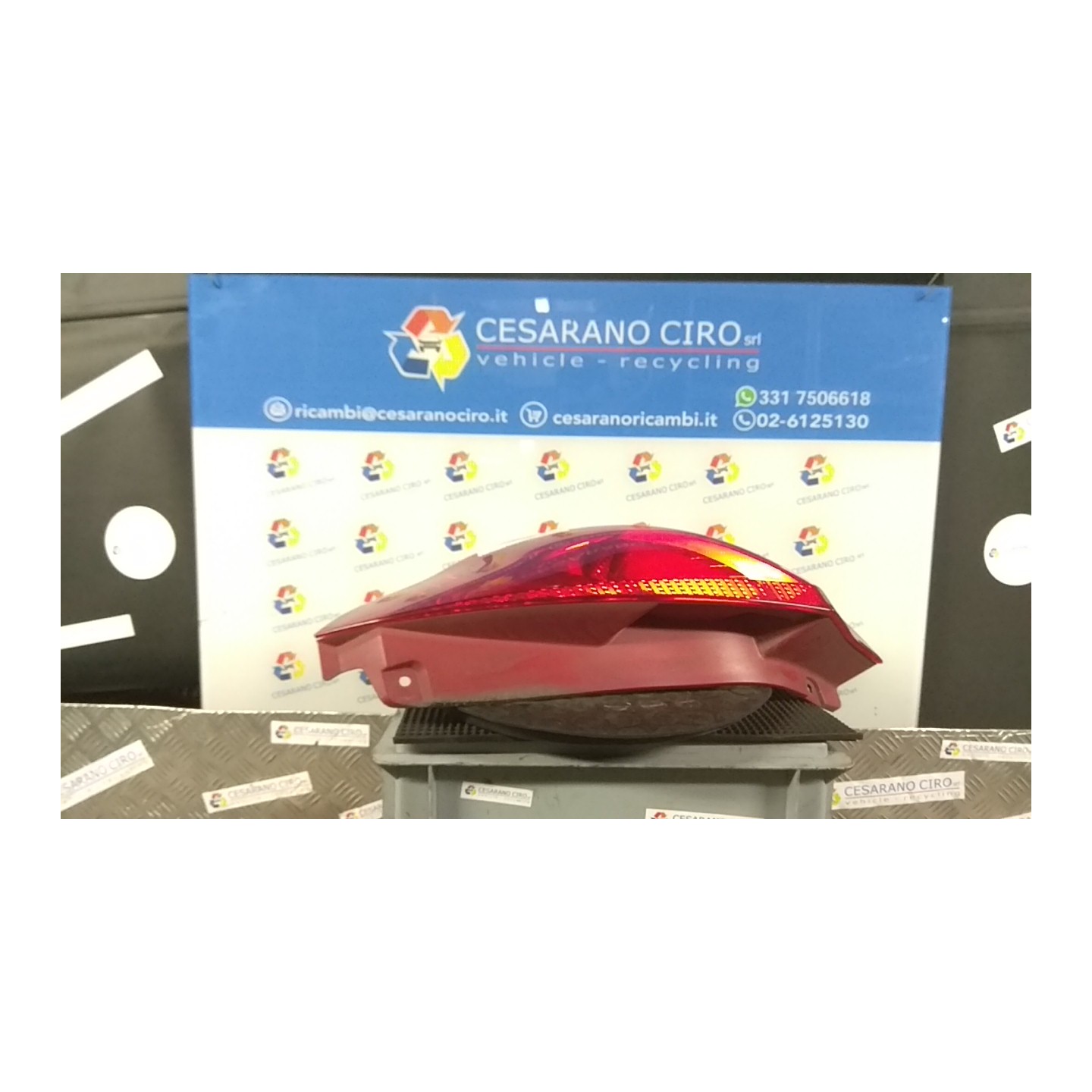 FANALE POST. DX. 136 FORD FIESTA (CB1) (09/08-10/13) STJA 1709552