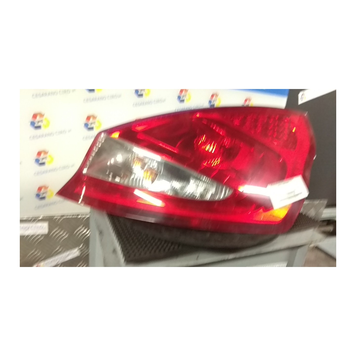 FANALE POST. DX. 136 FORD FIESTA (CB1) (09/08-10/13) STJA 1709552