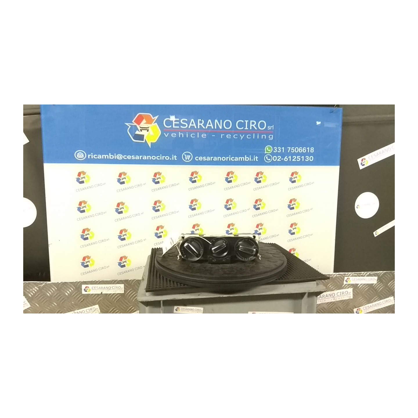 BLOCCO COMANDO CLIMATIZZAZIONE CLIM. C/REGOLAZ. MECC. CROMO 105 VOLKSWAGEN POLO (6R) (05/09-10/14) CMA 6R0820045N