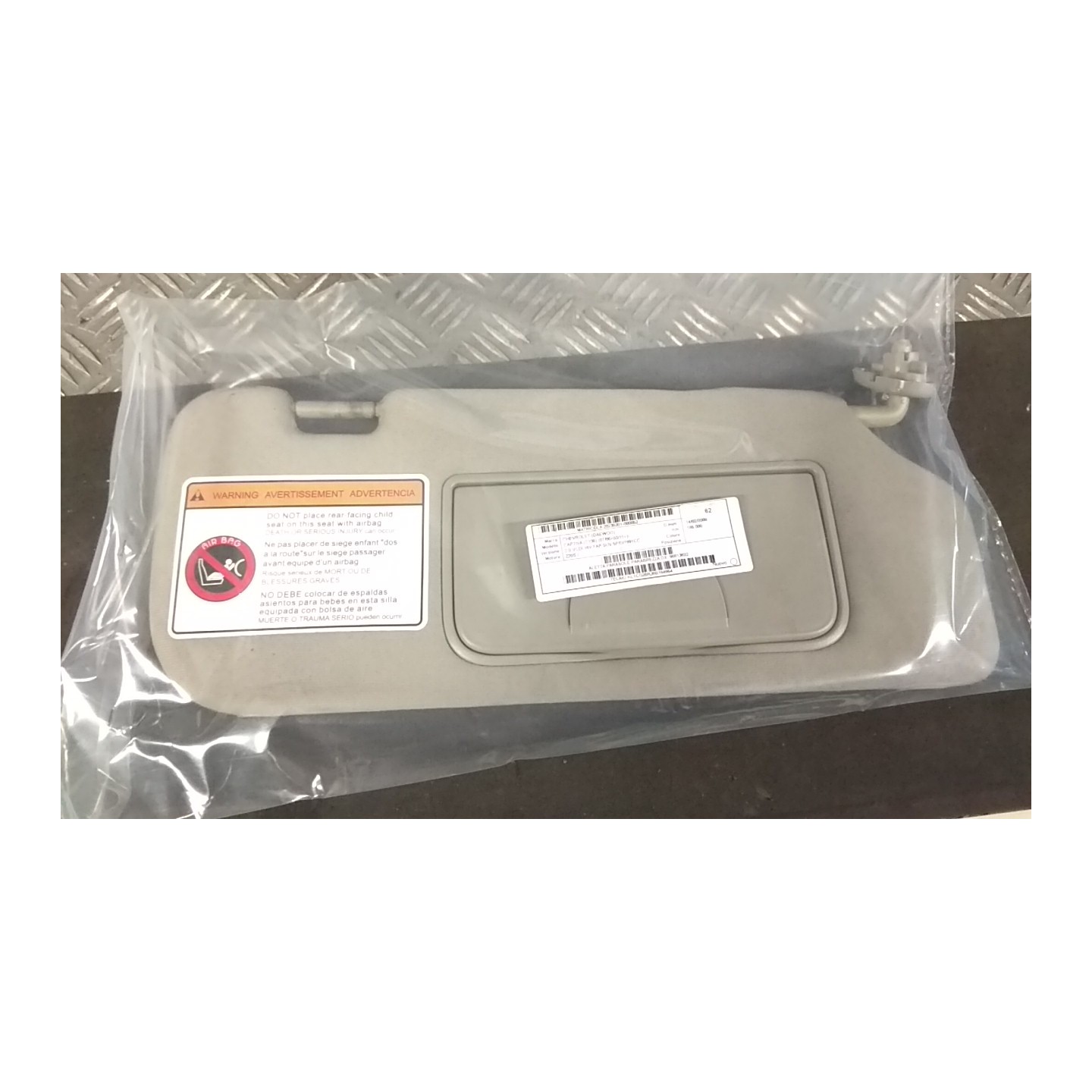 ALETTA PARASOLE PARABREZZA DX. 052 CHEVROLET (DAEWOO) CAPTIVA (C100) (07/06-03/11) Z20S 96813622